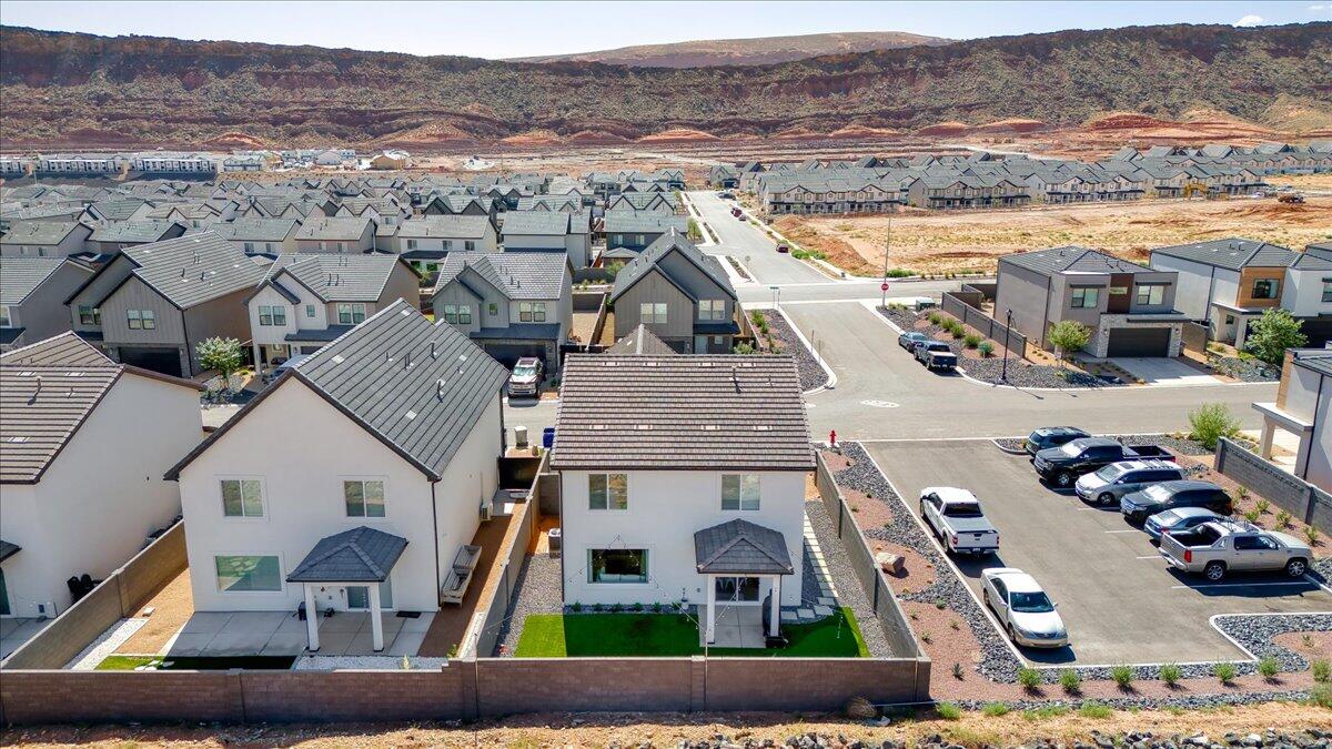 CORRAL HOLLOW AT LONG VALLEY - Residential