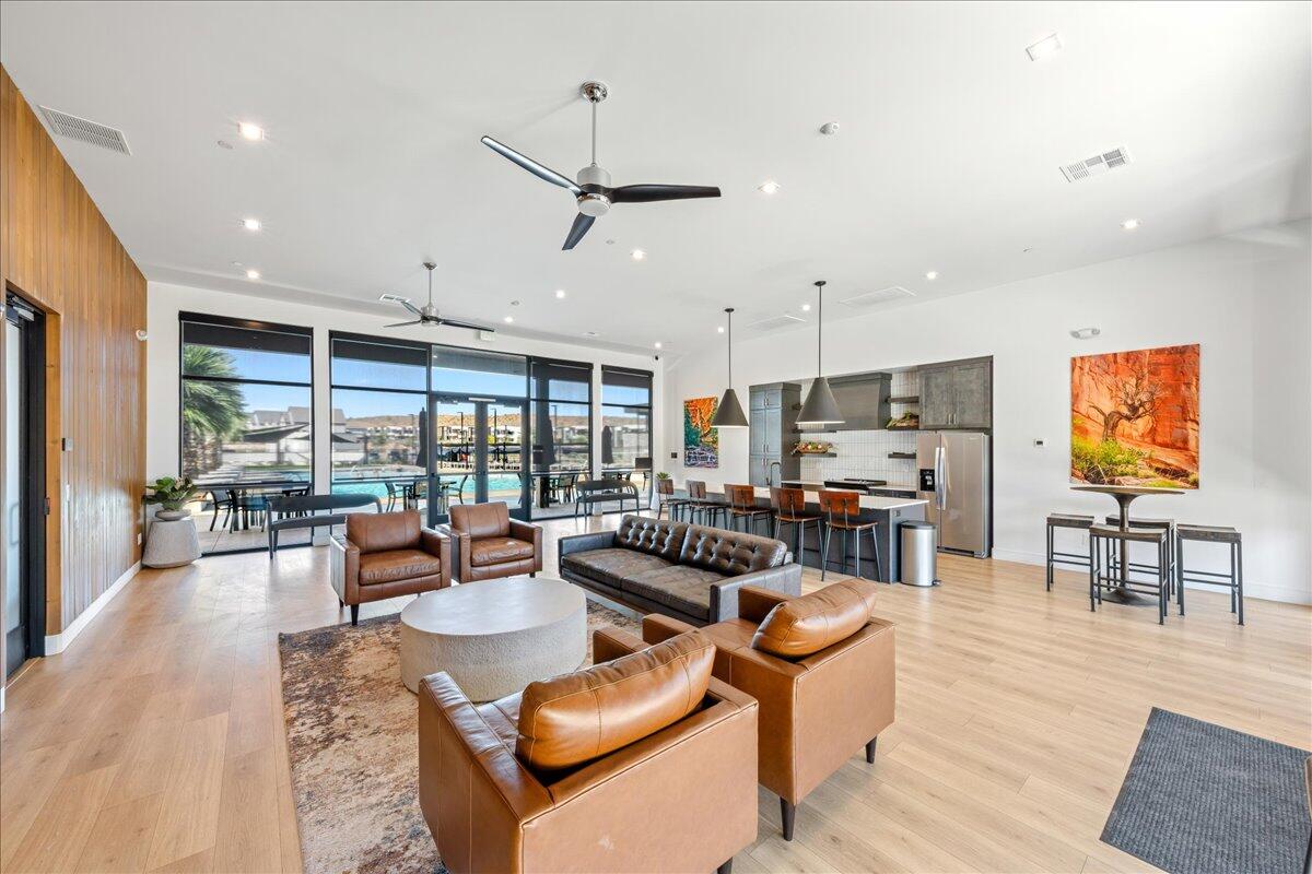 CORRAL HOLLOW AT LONG VALLEY - Residential