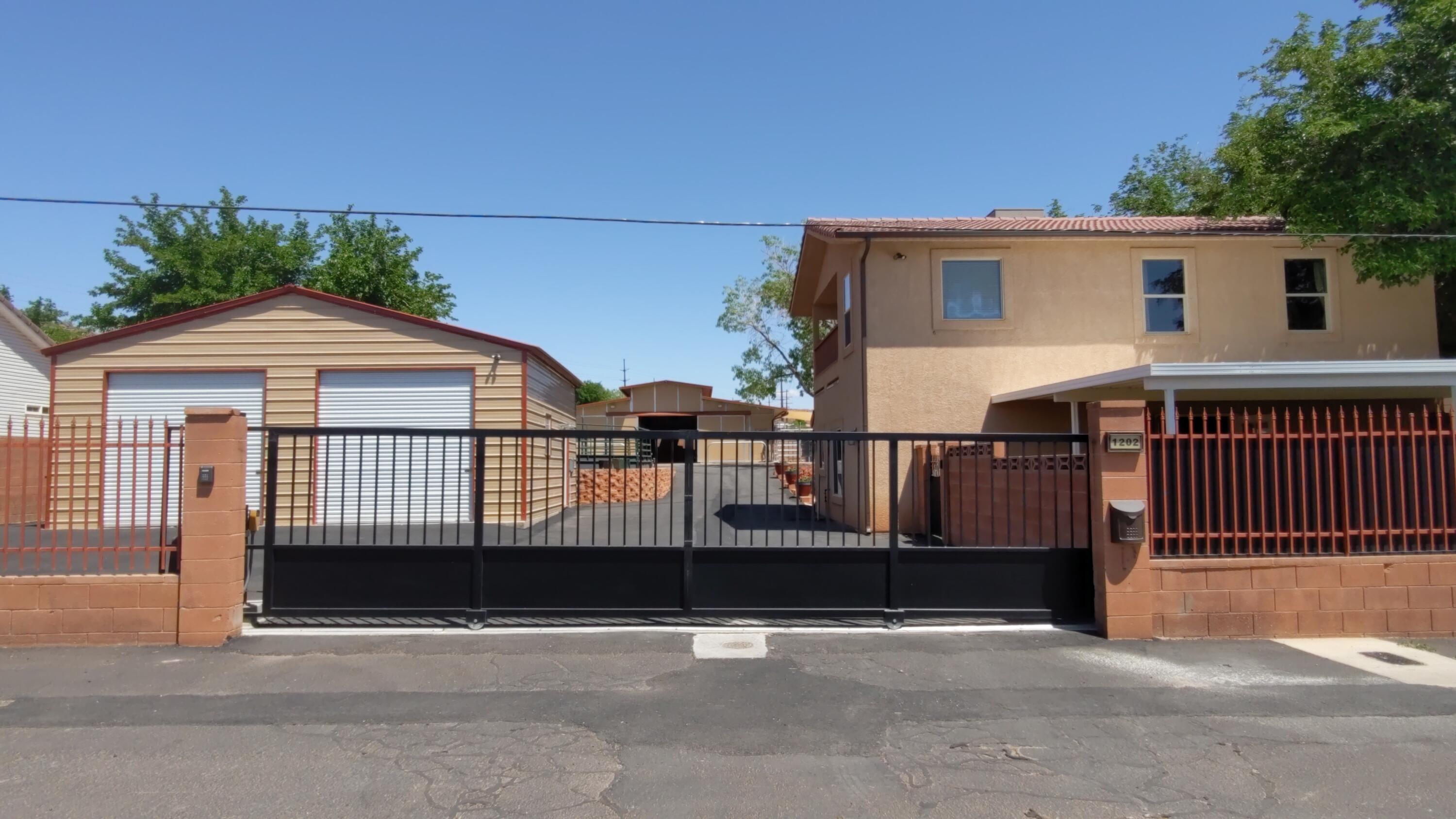 ST GEORGE TOWNSITE - Residential