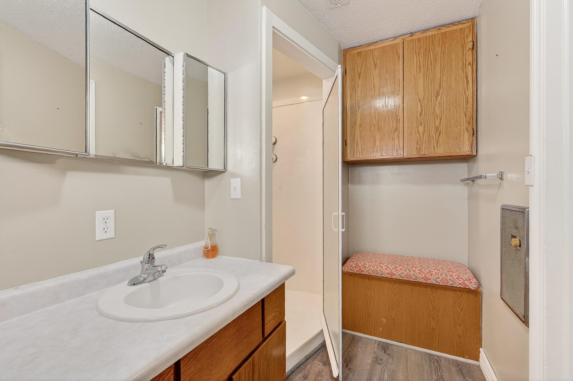 ENTERPRISE TOWNSITE - Residential