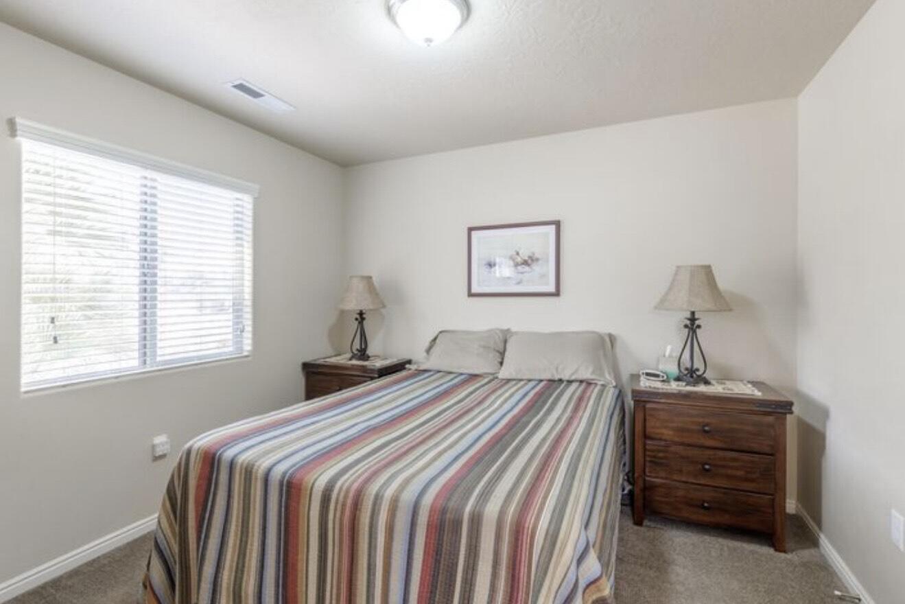 FALCON RIDGE - Residential