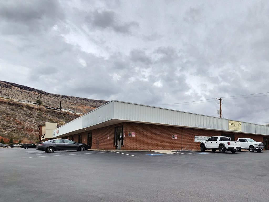 Photo of 145 N 400 West, #416, Saint George, UT 84770 (MLS # 25-266299)