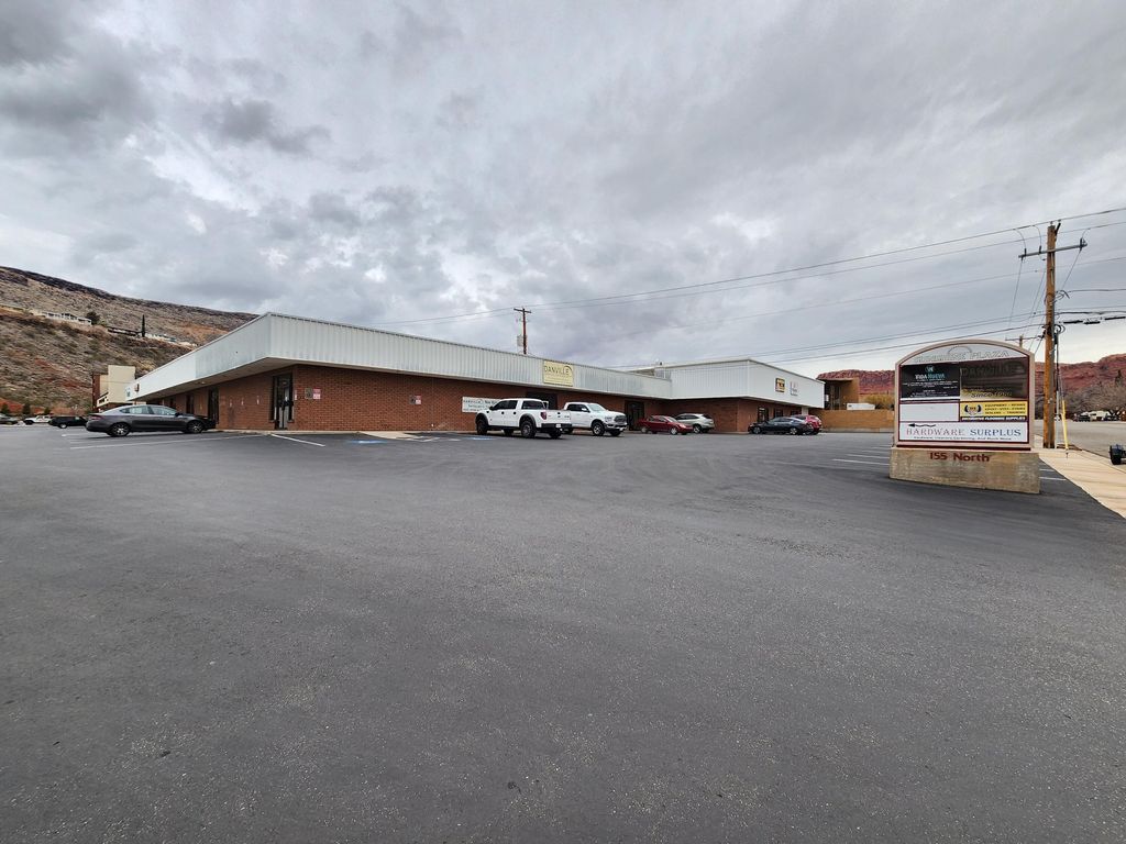 Photo of 145 N 400 West, #416, Saint George, UT 84770 (MLS # 25-266299)