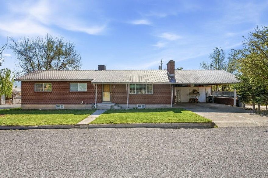 Discover this beautifully remodeled 4-bedroom, 3-bathroom home located on a desirable corner lot in Milford. Thoughtfully updated throughout, this home offers a perfect blend of modern comfort and lasting durability. The spacious layout provides plenty of room for living, entertaining, and relaxing. Enjoy peace of mind with a low-maintenance metal roof and energy-efficient solar panels, helping to keep utility costs down. The property's corner location offers added privacy, extra parking potential, and great curb appeal. Whether you're looking for space, style, or sustainability, this move-in-ready home checks all the boxes. Don't miss the opportunity to make this stunning property yours!