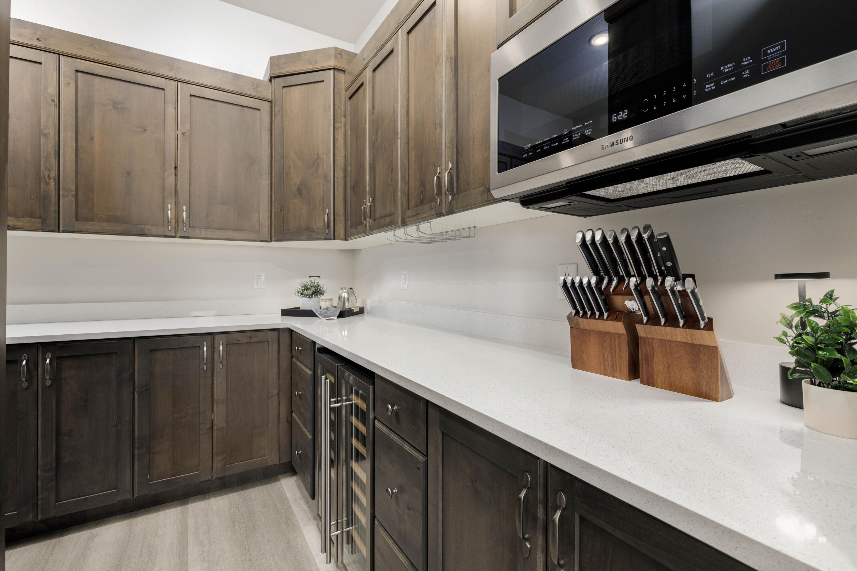 SEQUOIA ESTATES - Residential