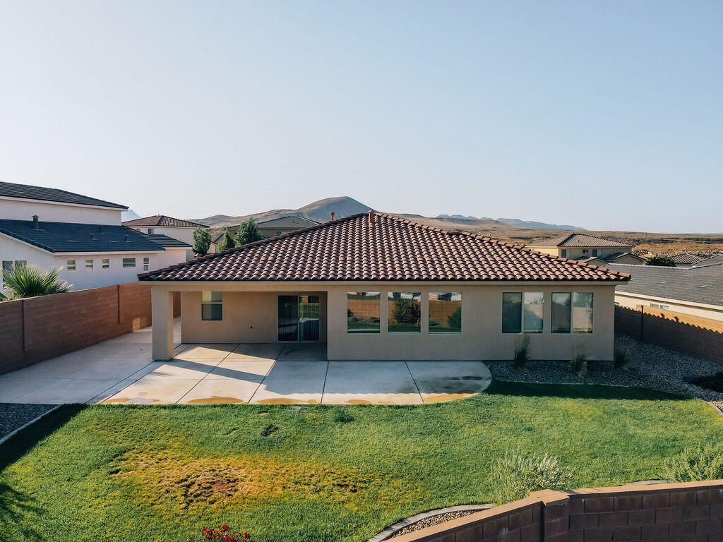 CORONADO RIDGE - Residential