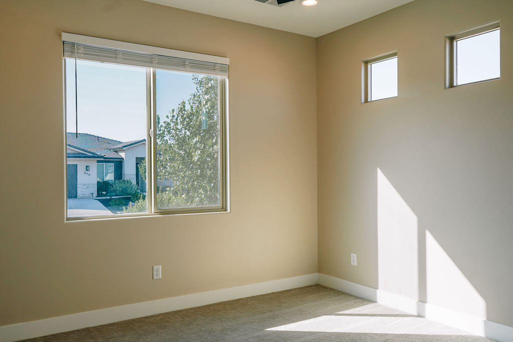 CORONADO RIDGE - Residential