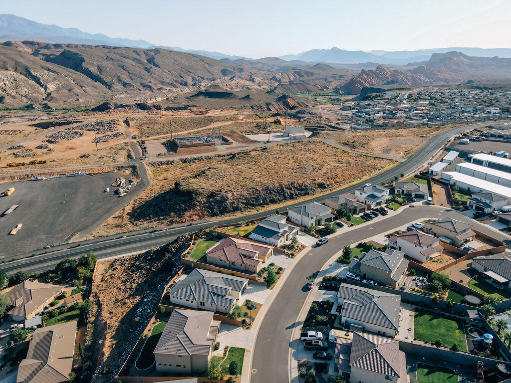 CORONADO RIDGE - Residential