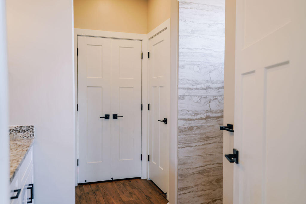 CORONADO RIDGE - Residential