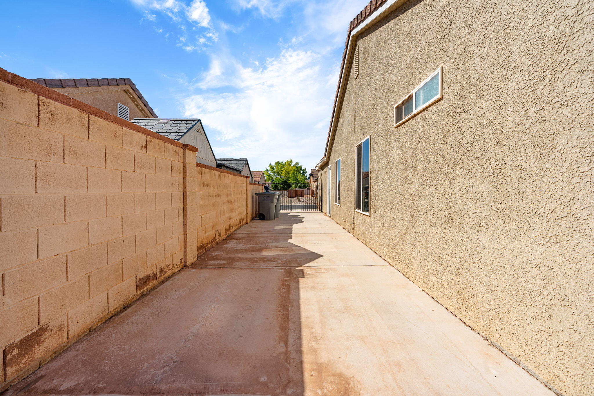 RED ROCK CANYON - Residential