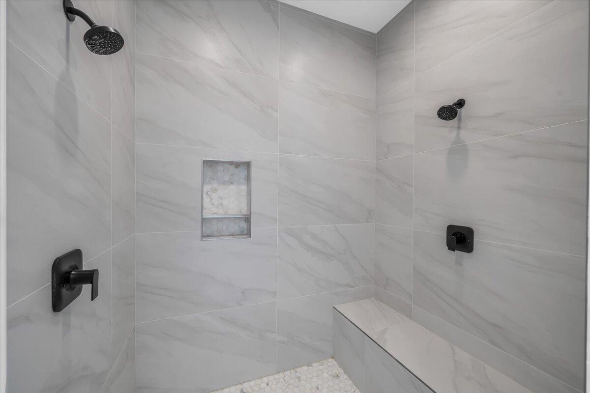 CRIMSON FIELDS - Residential