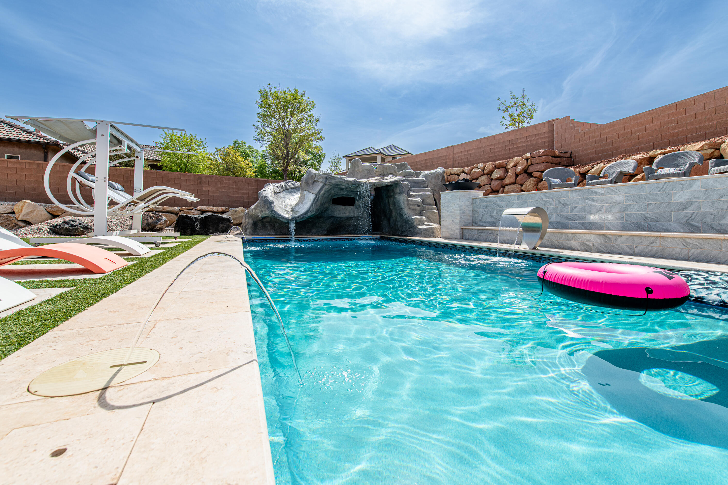 HEIGHTS AT WASHINGTON BENCH - Residential