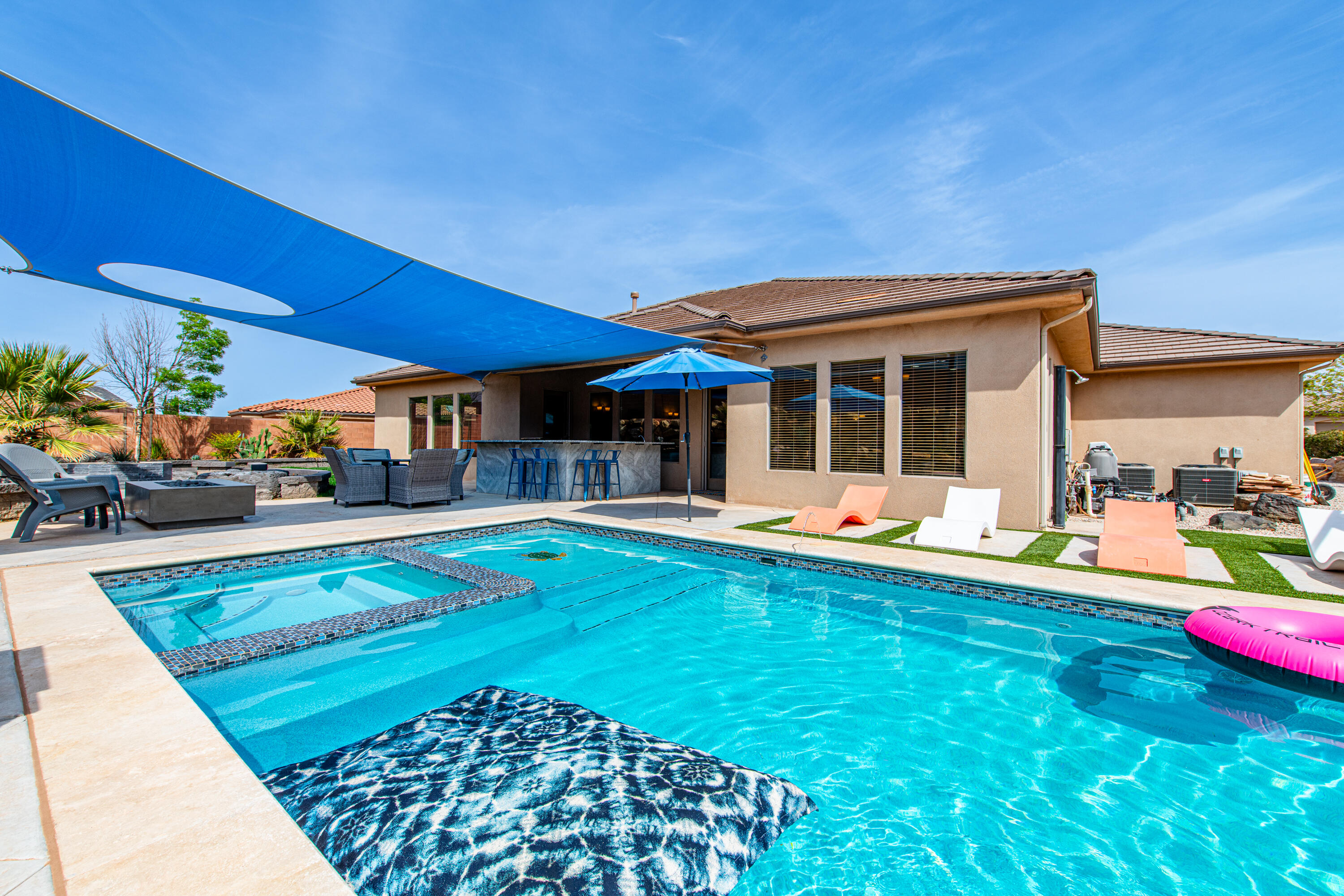 HEIGHTS AT WASHINGTON BENCH - Residential