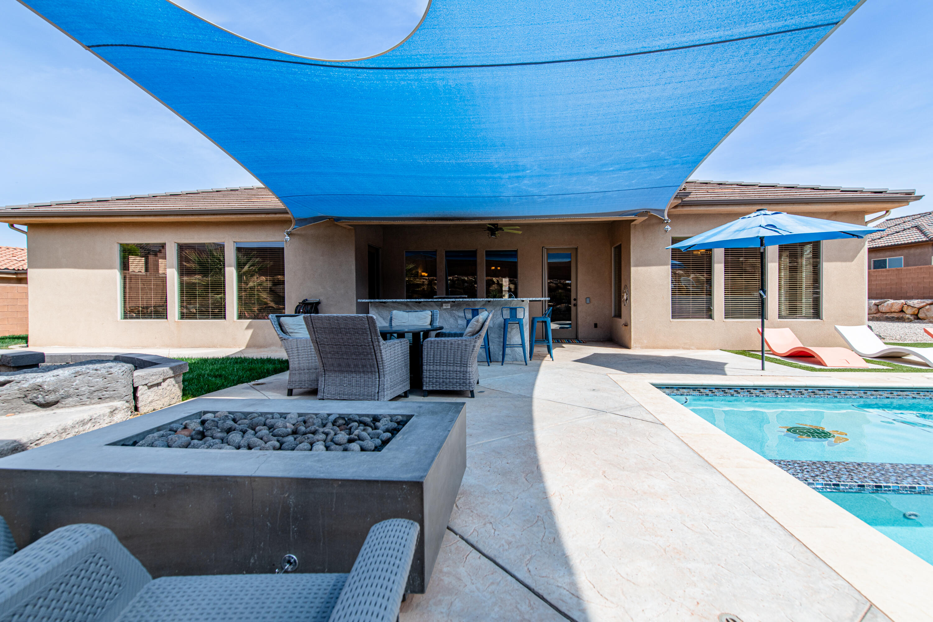 HEIGHTS AT WASHINGTON BENCH - Residential