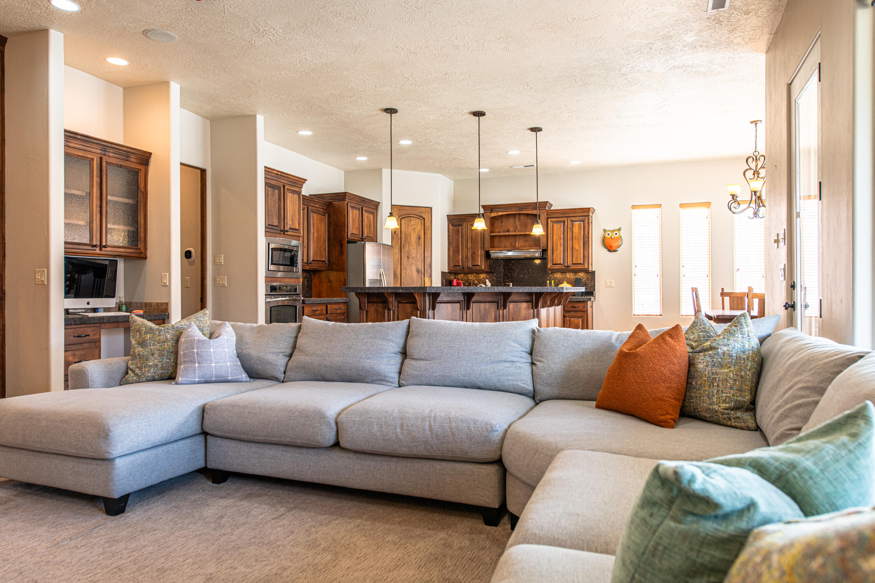 HEIGHTS AT WASHINGTON BENCH - Residential