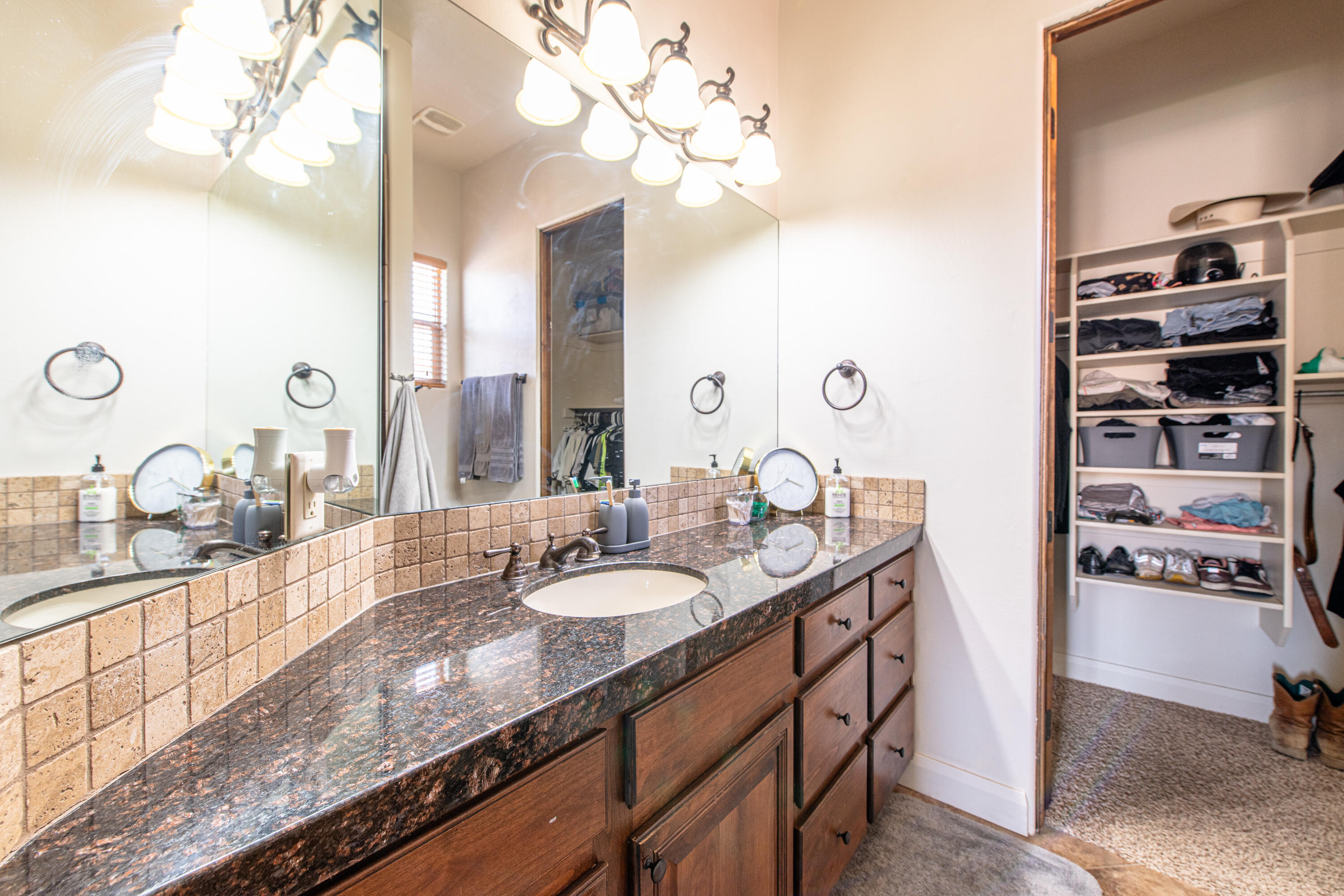 HEIGHTS AT WASHINGTON BENCH - Residential