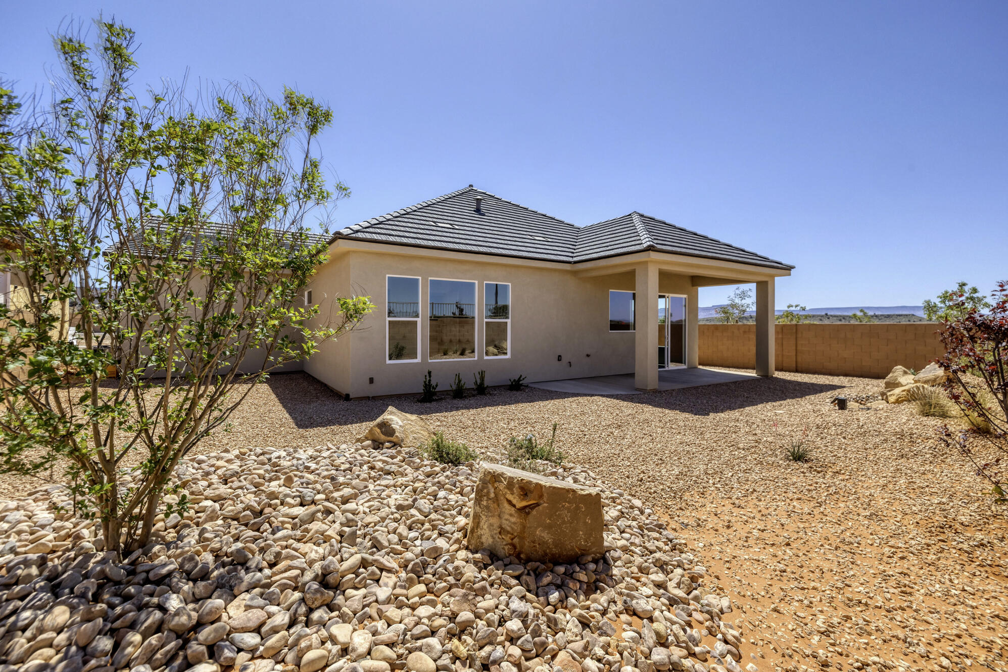 SUN RIVER FIRELIGHT - Residential