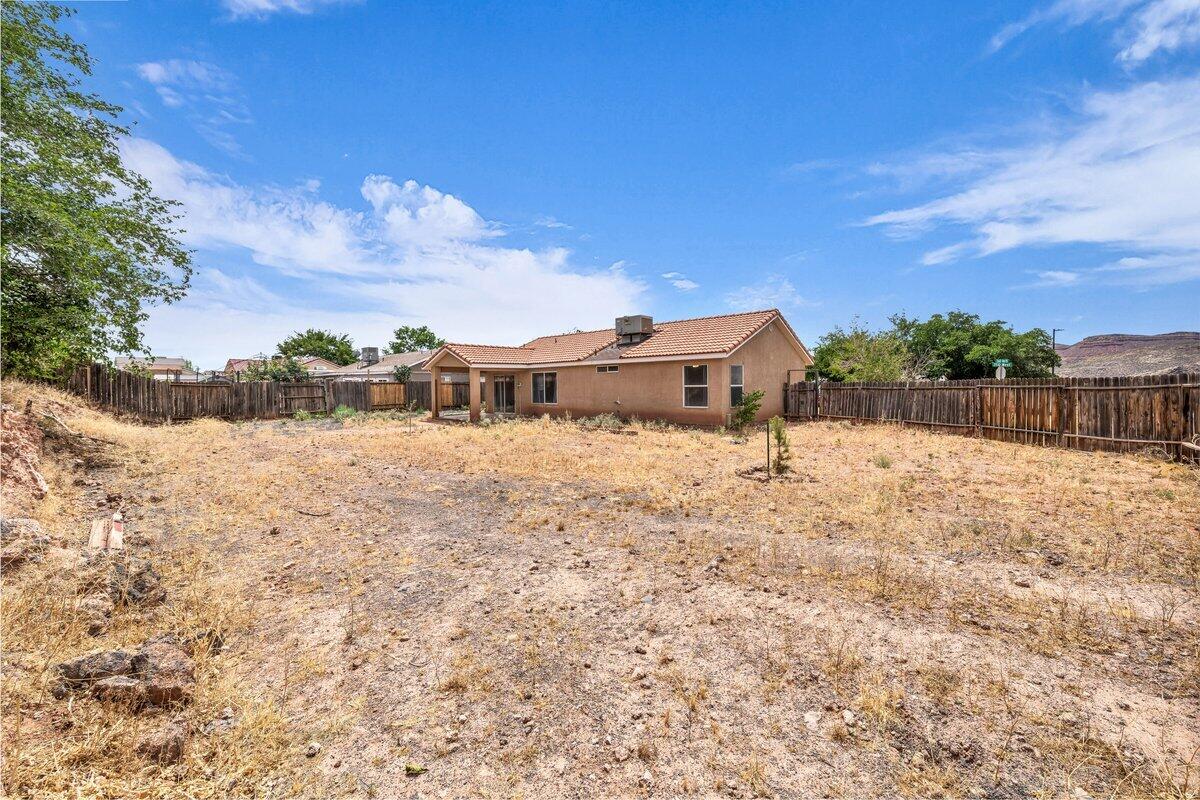 CANYON RIDGE - Residential