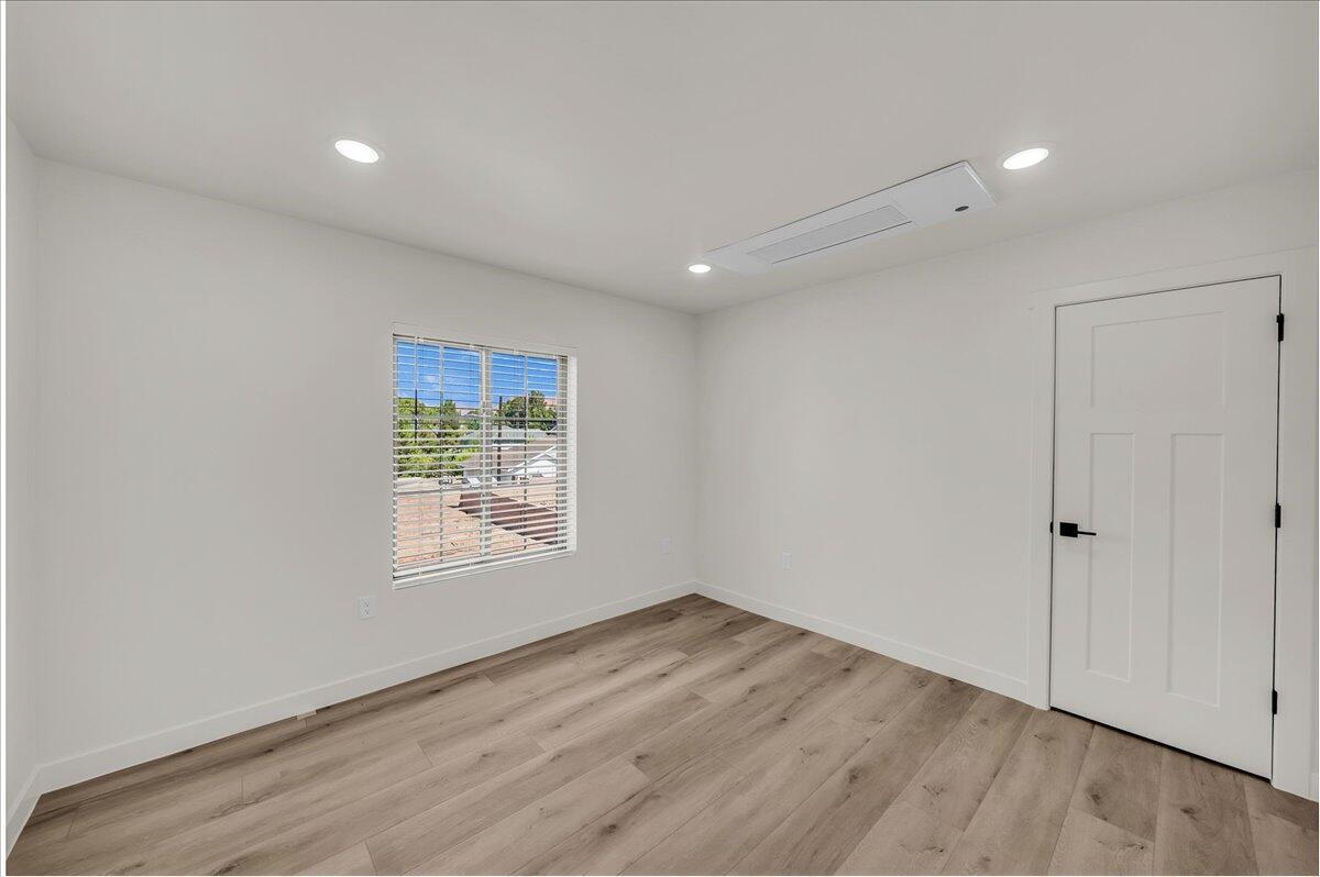 ARROWHEAD PLACE - Residential