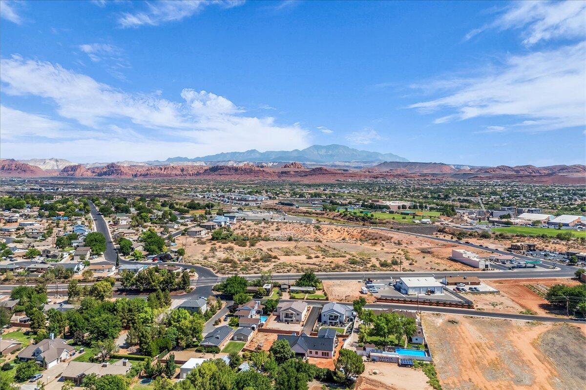 ARROWHEAD PLACE - Residential