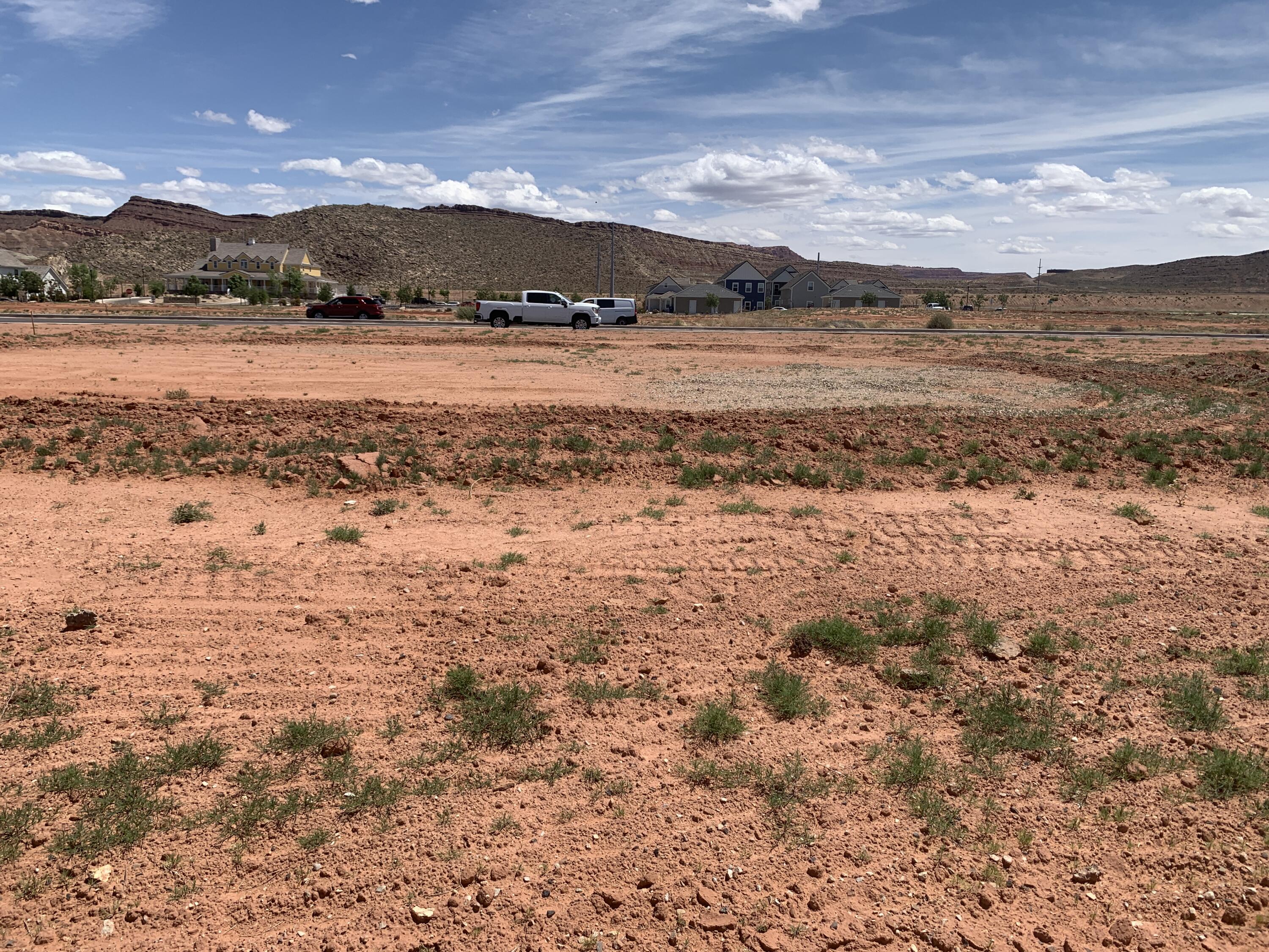 CROSS ROADS AT STUCKI FARMS - Land