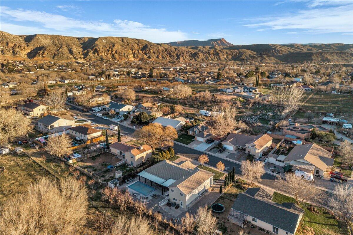 QUAIL RUN - Residential