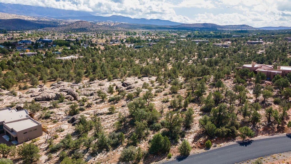 Photo of 548 N Rock Garden LN 69 #69, Dammeron Valley, UT 84783 (MLS # 26-276335)