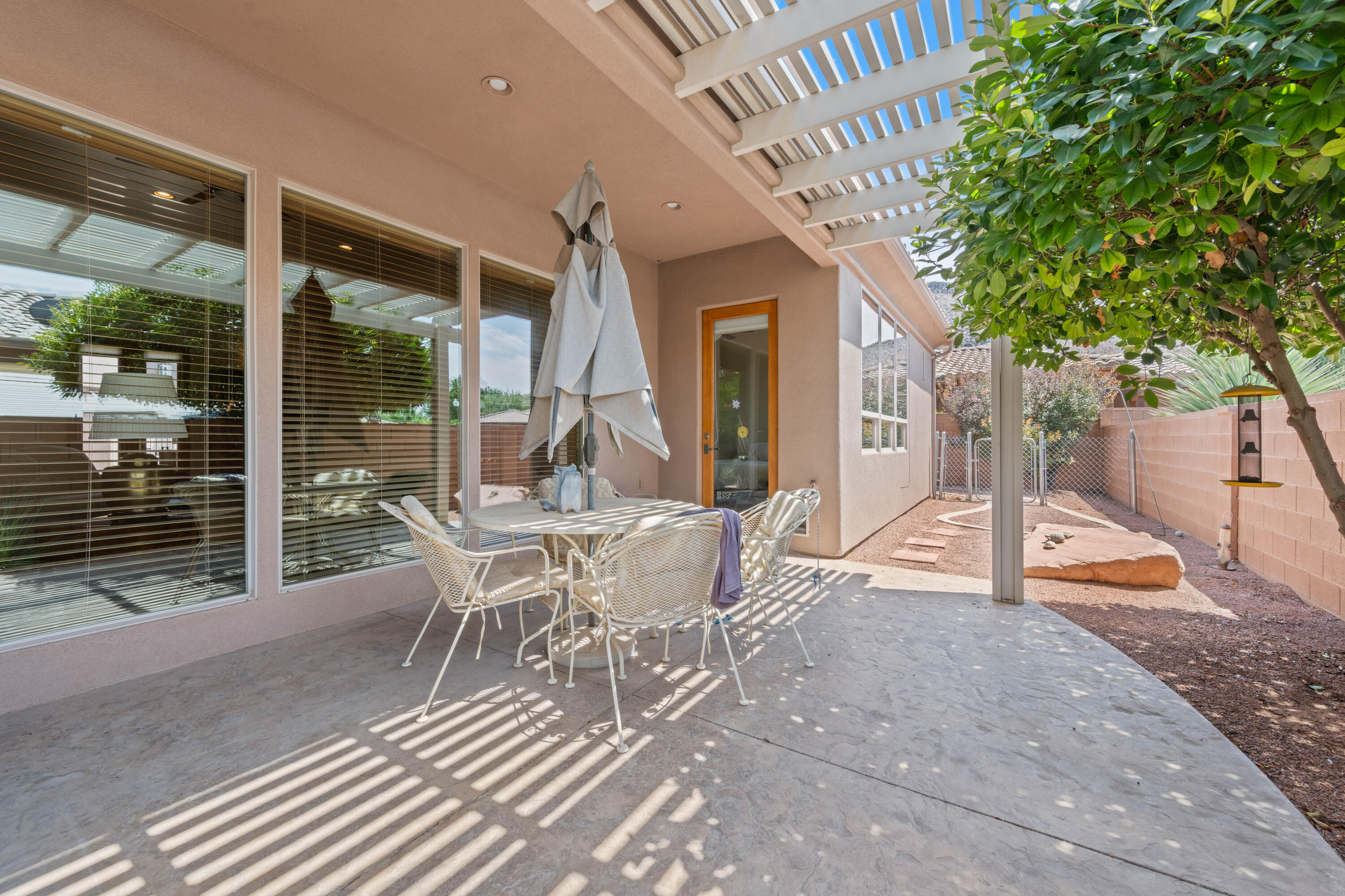 PINE BROOK - Residential