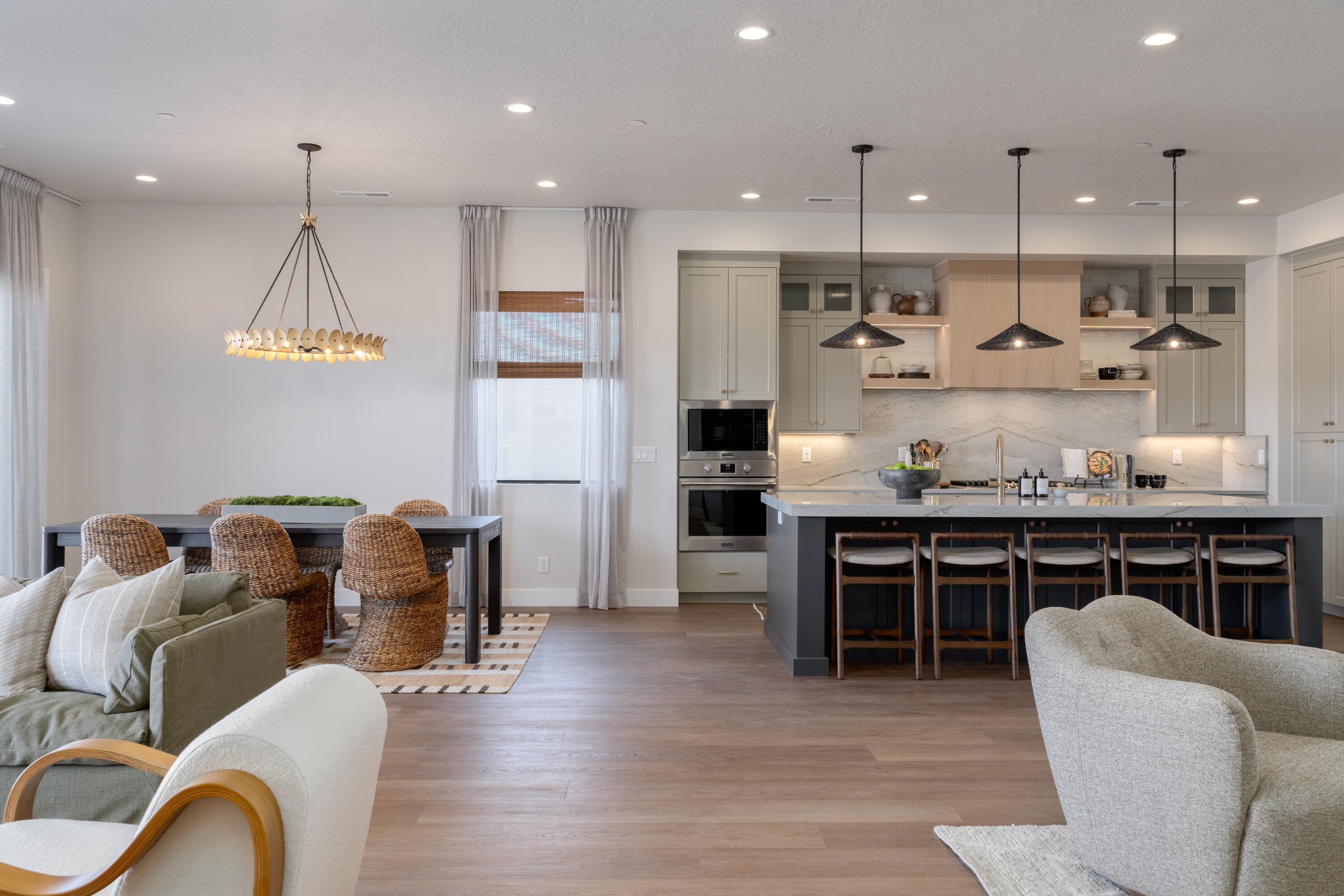 ISLAND AT CORAL CANYON - Residential