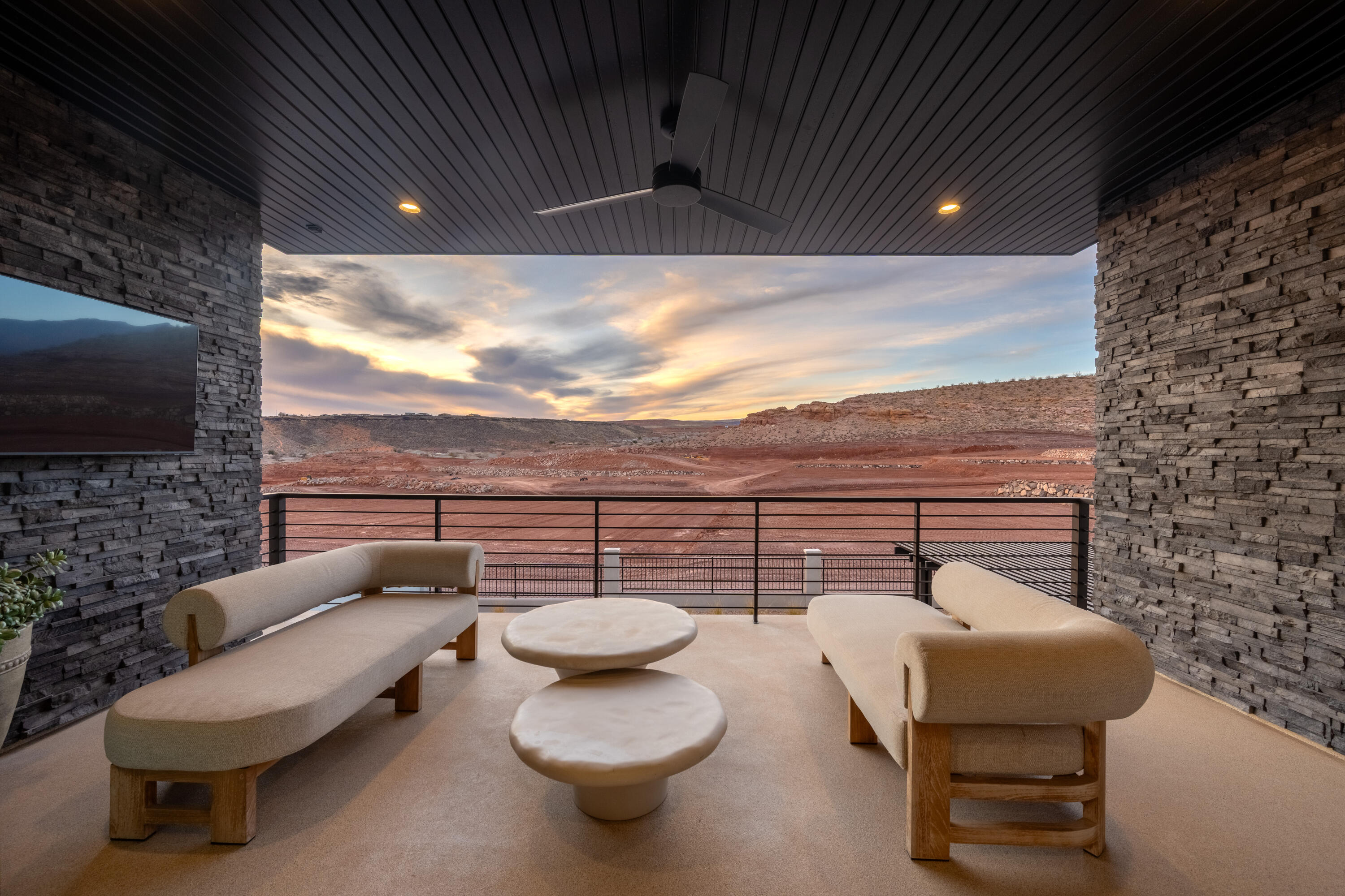 ISLAND AT CORAL CANYON - Residential