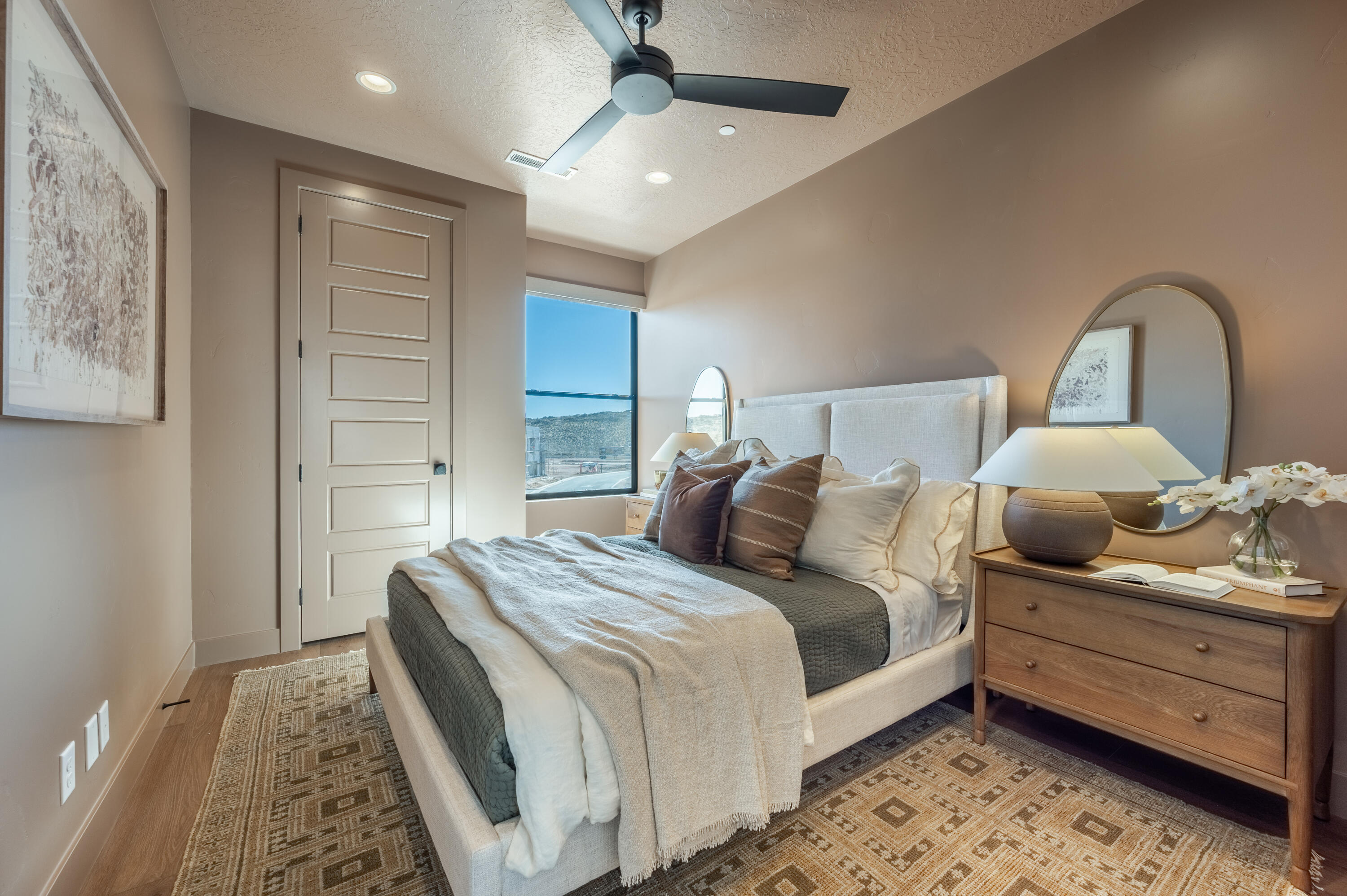 ISLAND AT CORAL CANYON - Residential