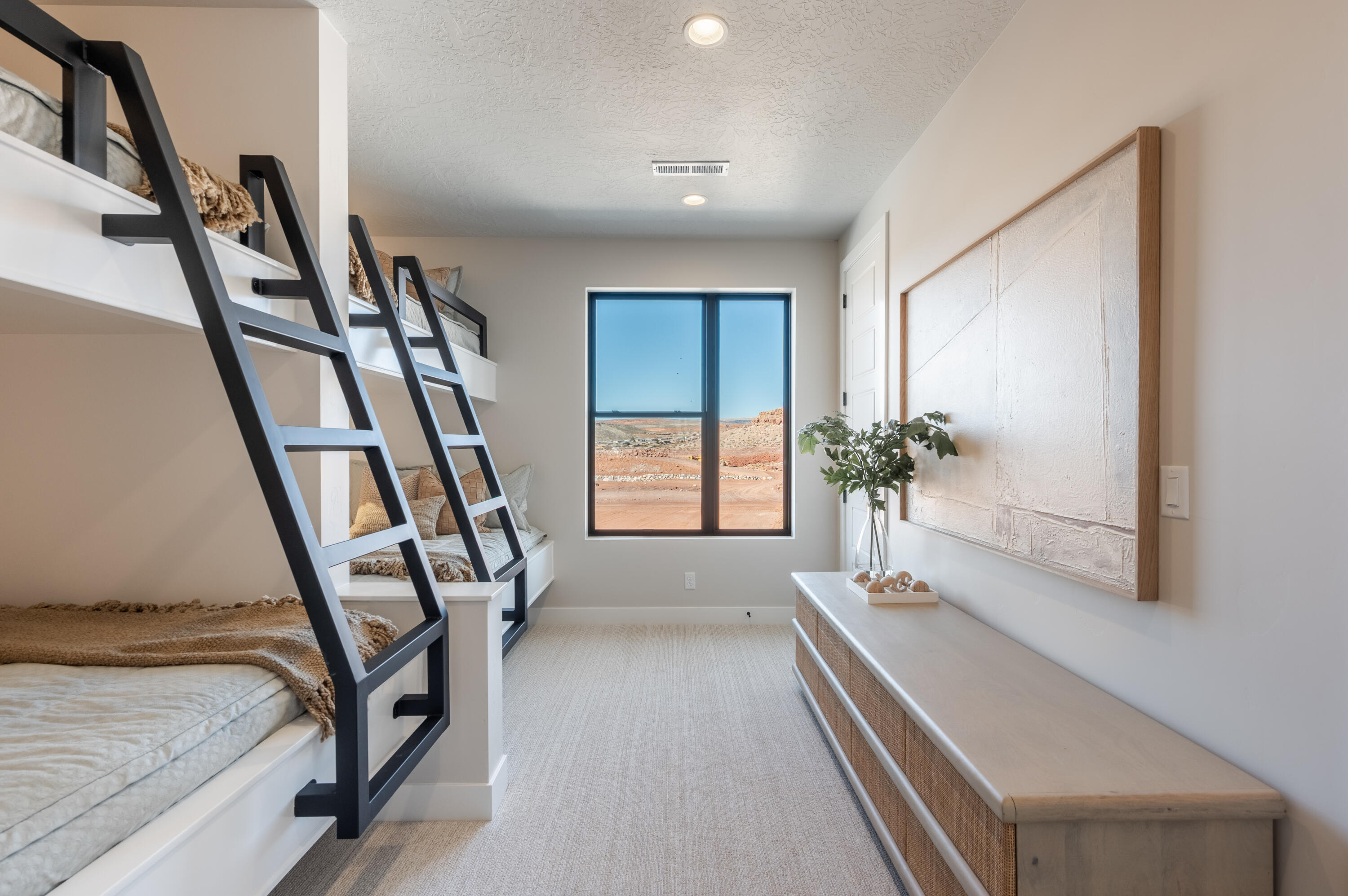 ISLAND AT CORAL CANYON - Residential