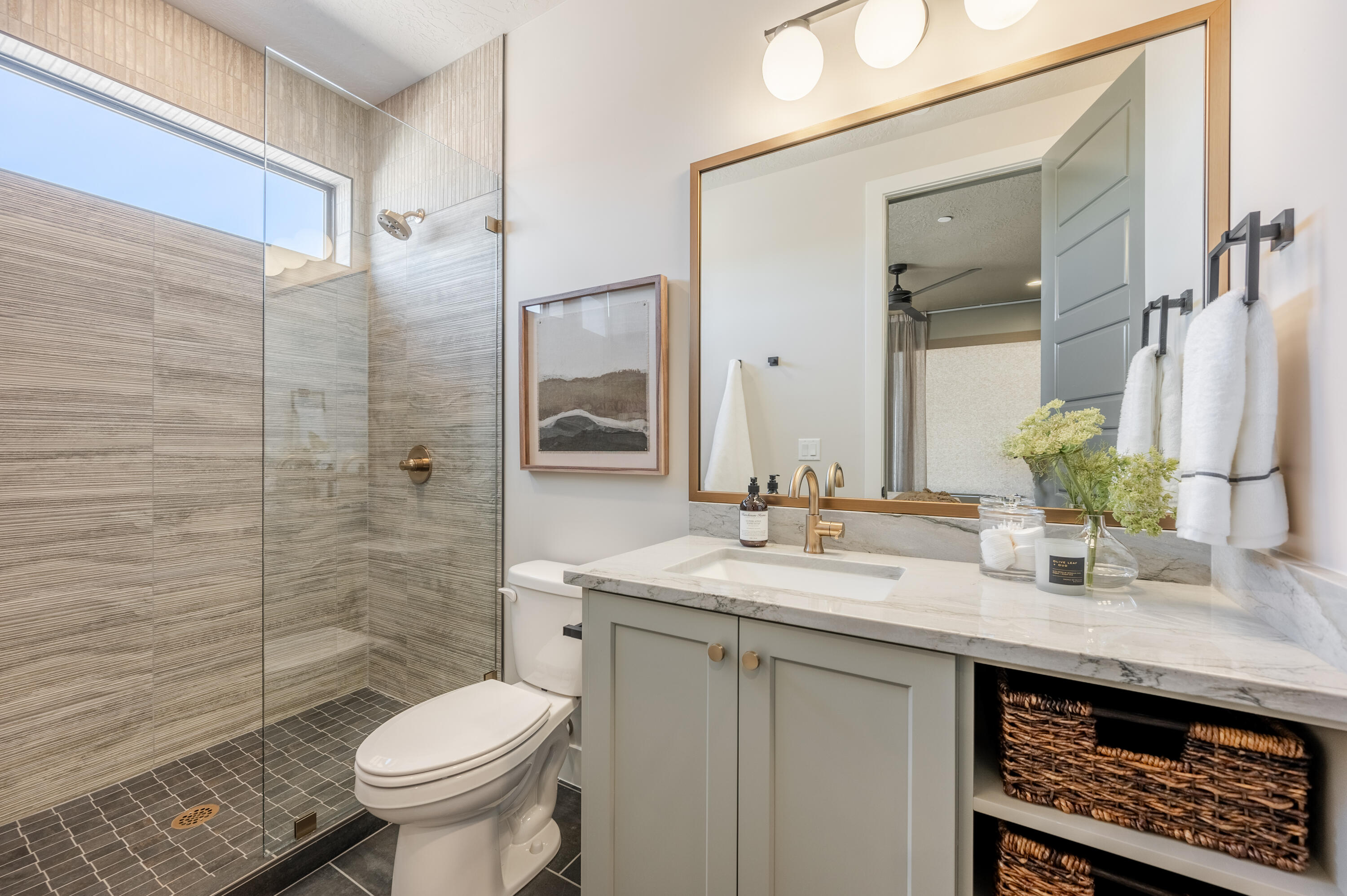 ISLAND AT CORAL CANYON - Residential