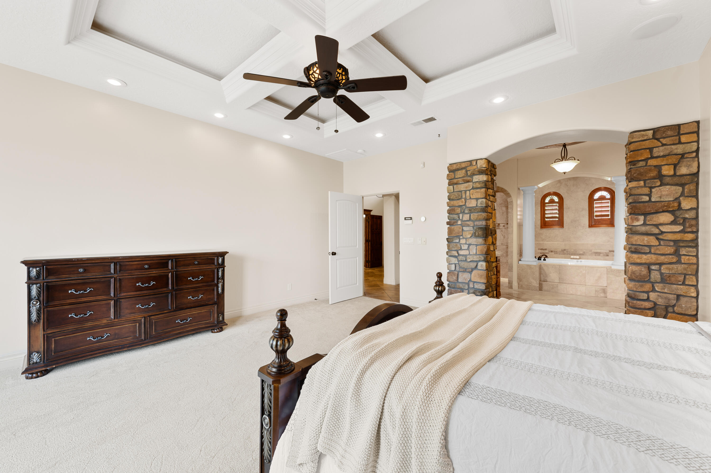 NORTHBRIDGE - Residential