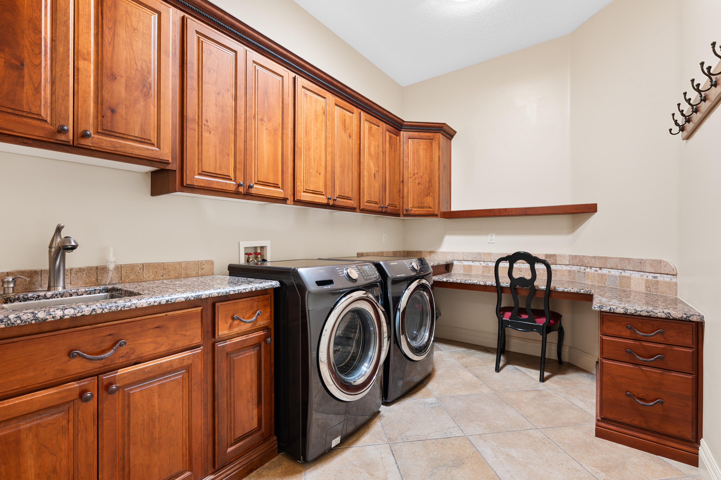 NORTHBRIDGE - Residential