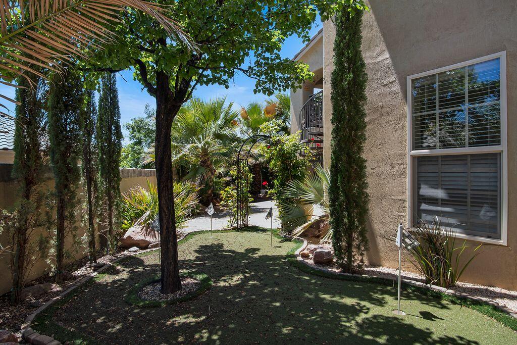 NORTHBRIDGE - Residential