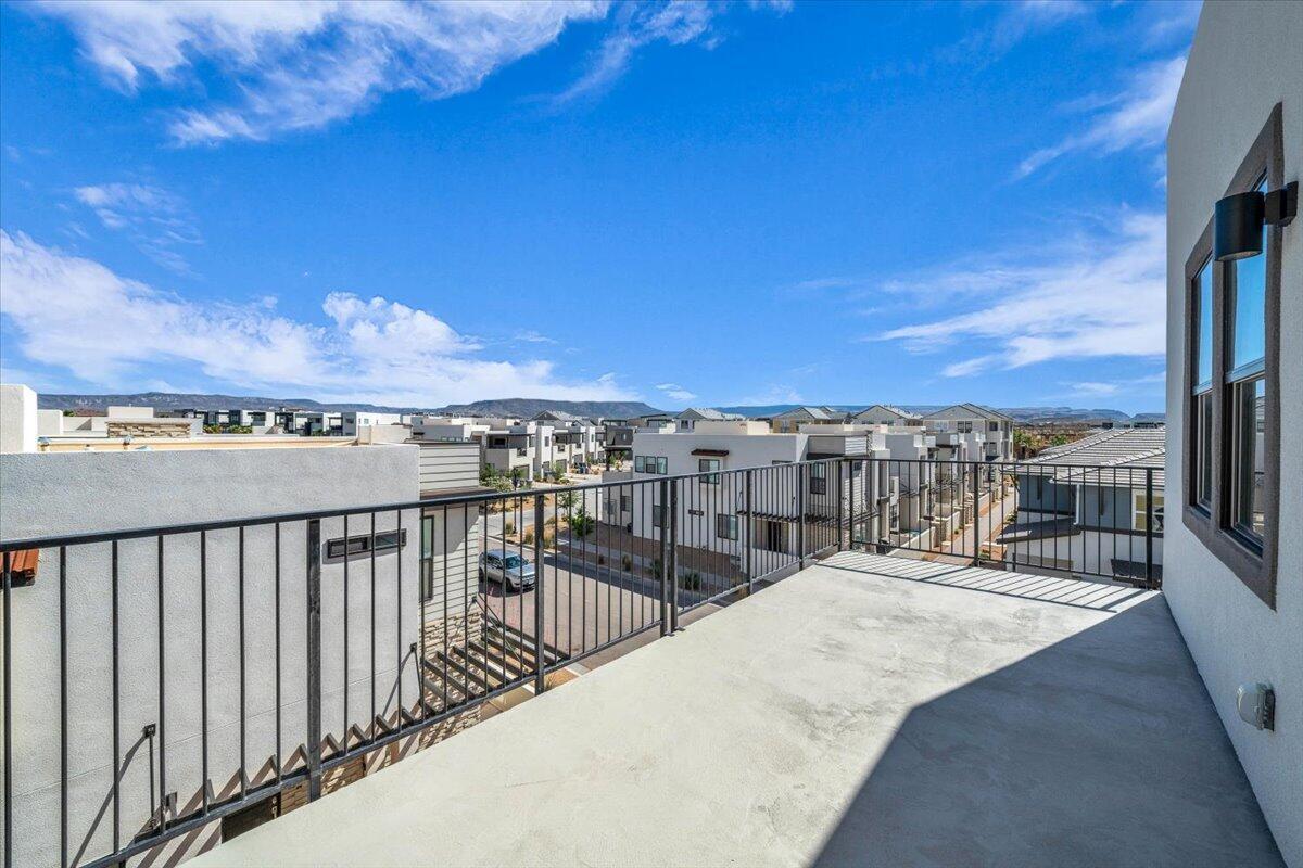 DESERT COLOR RESORT - Residential