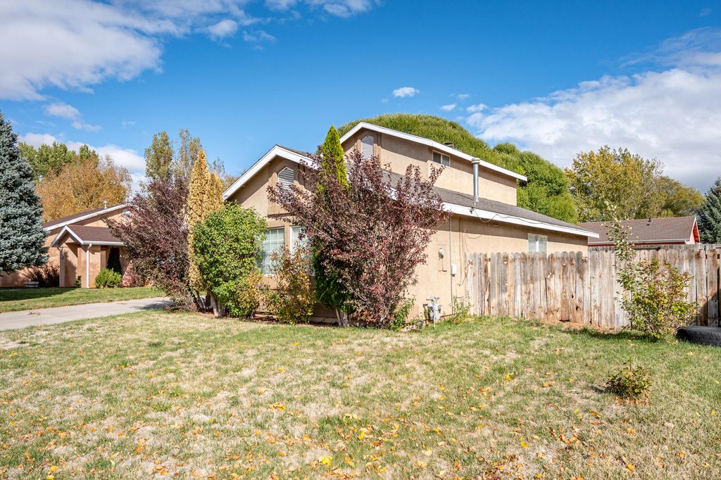 Photo of 60 N 4050 W, Cedar City, UT 84720 (MLS # 25-266133)