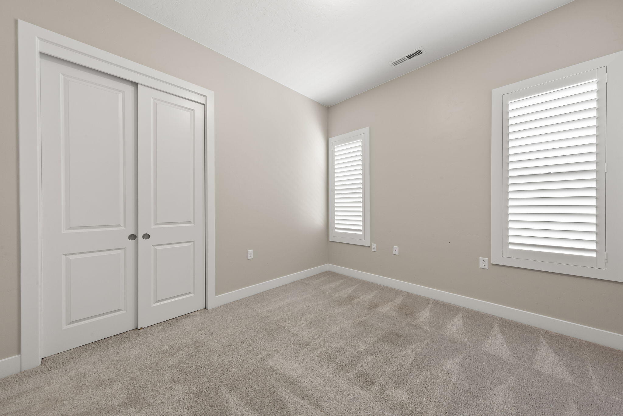 VILLAS AT SUN RIVER - Residential