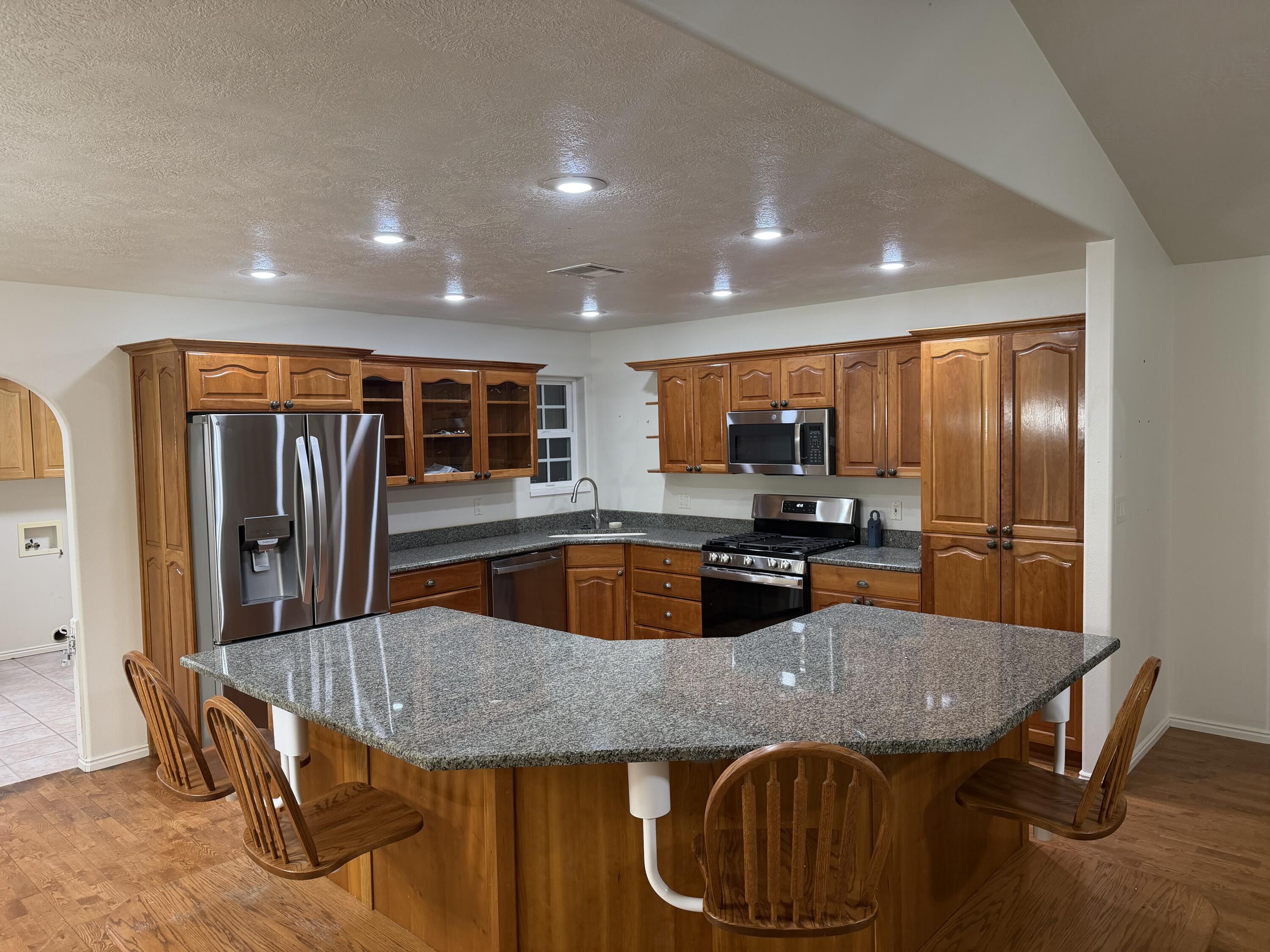 WINCHESTER HILLS - Residential