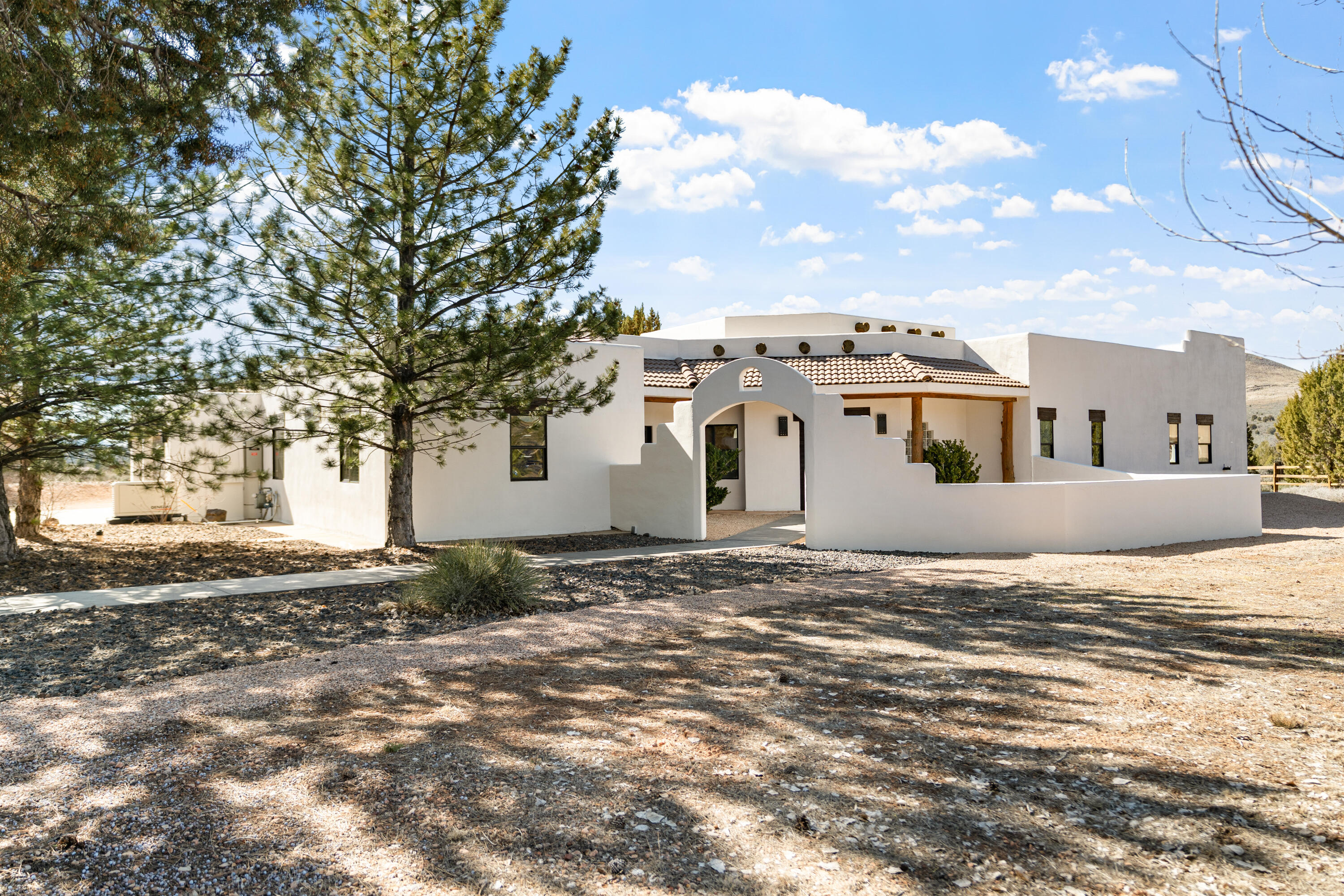 DAMMERON VALLEY OLD FARM - Residential