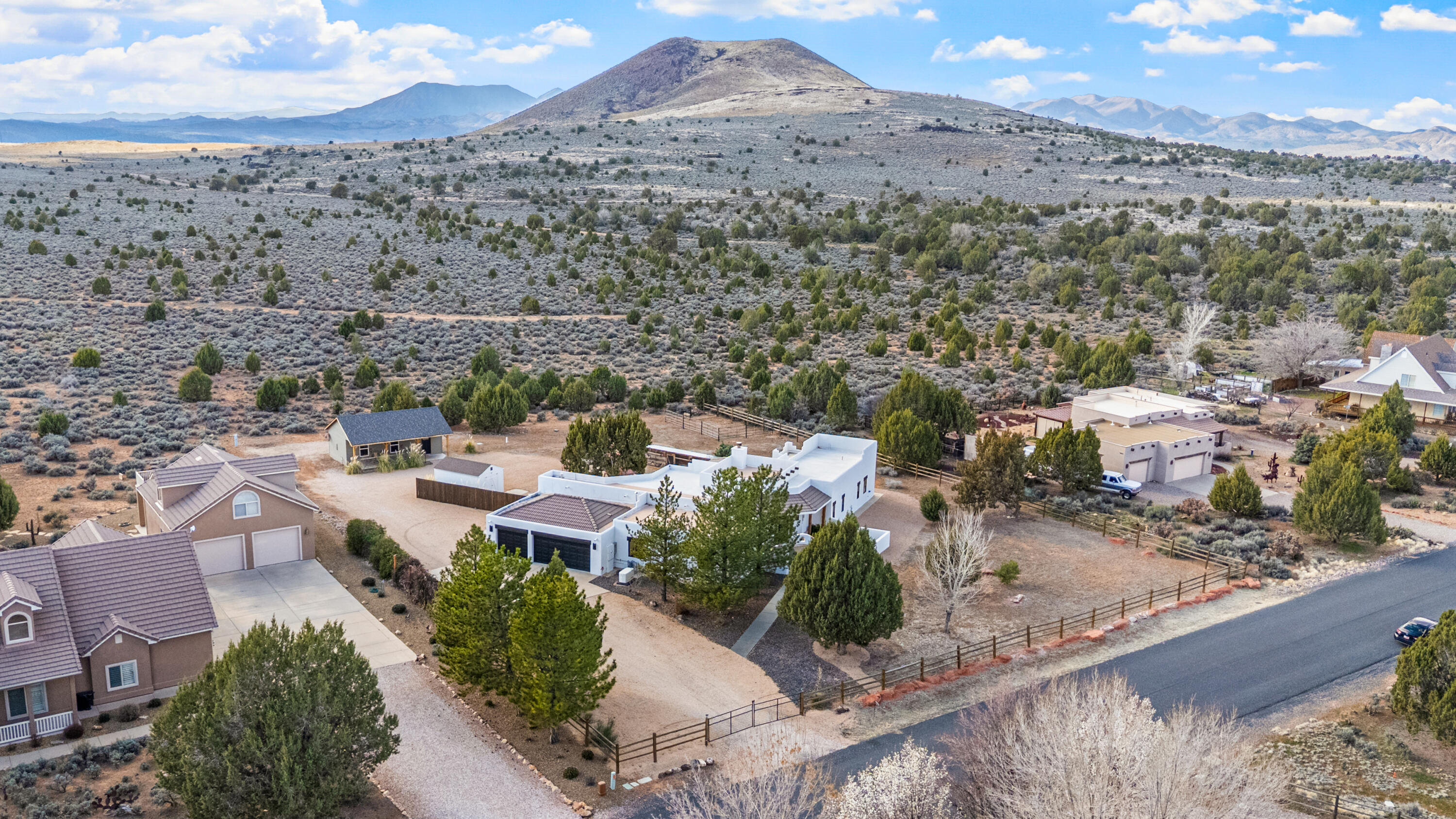 DAMMERON VALLEY OLD FARM - Residential