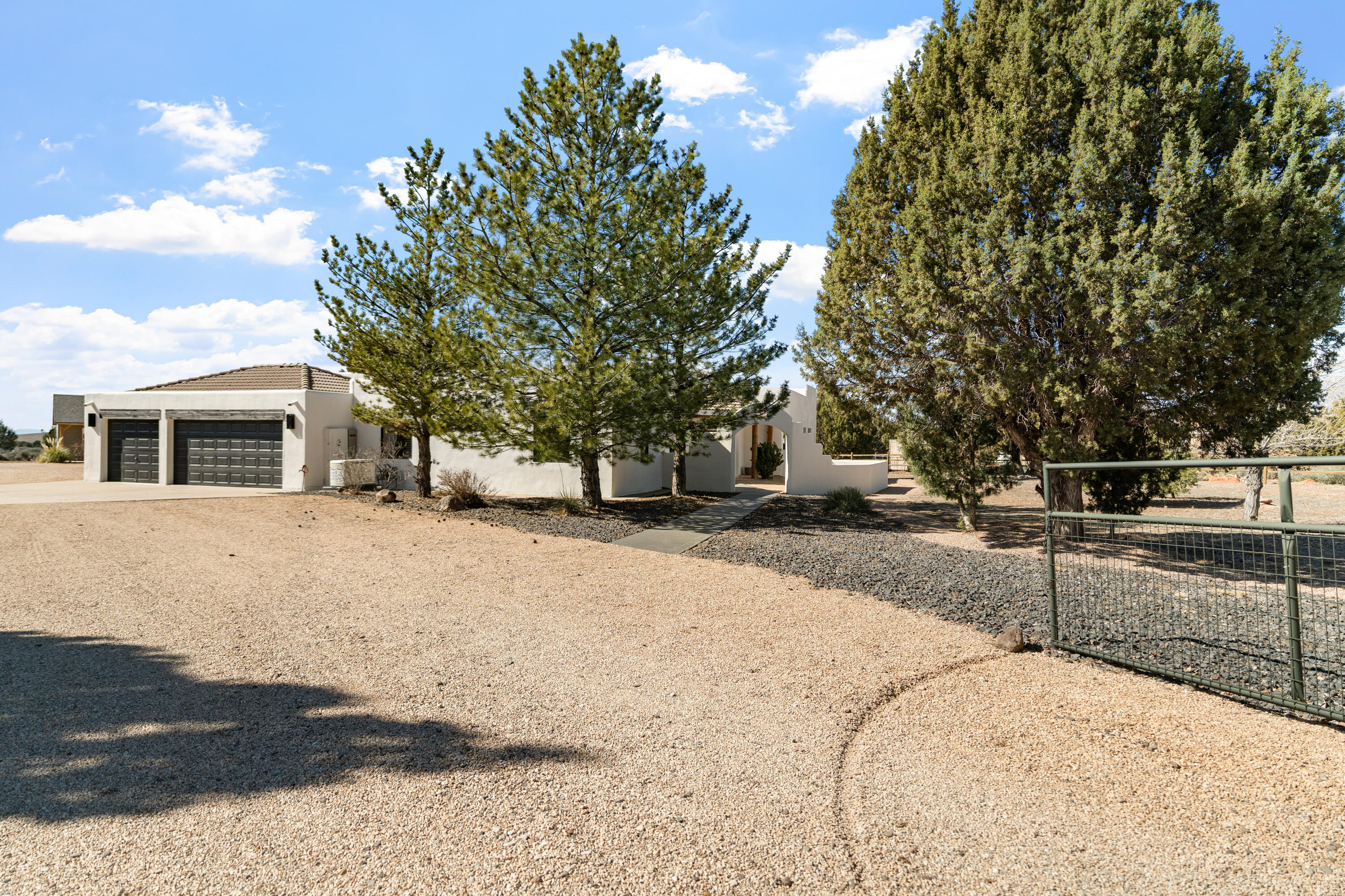 DAMMERON VALLEY OLD FARM - Residential