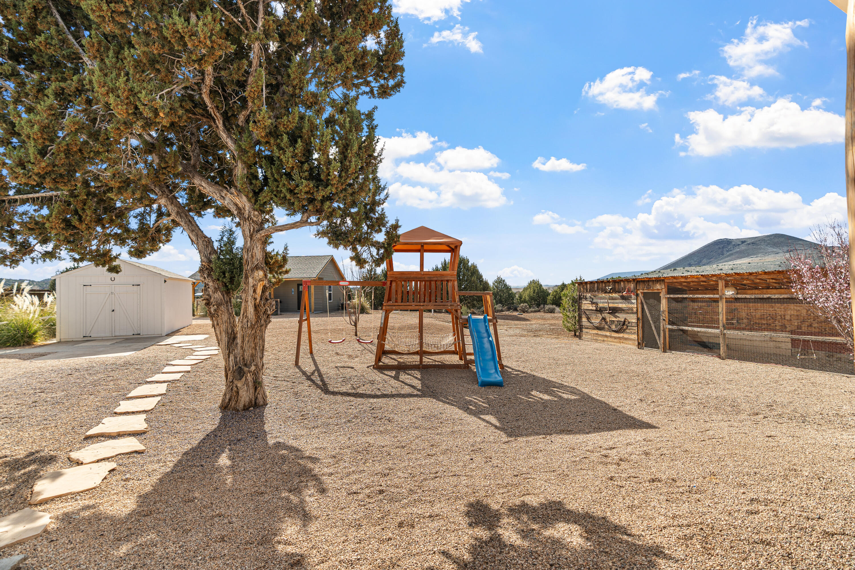 DAMMERON VALLEY OLD FARM - Residential