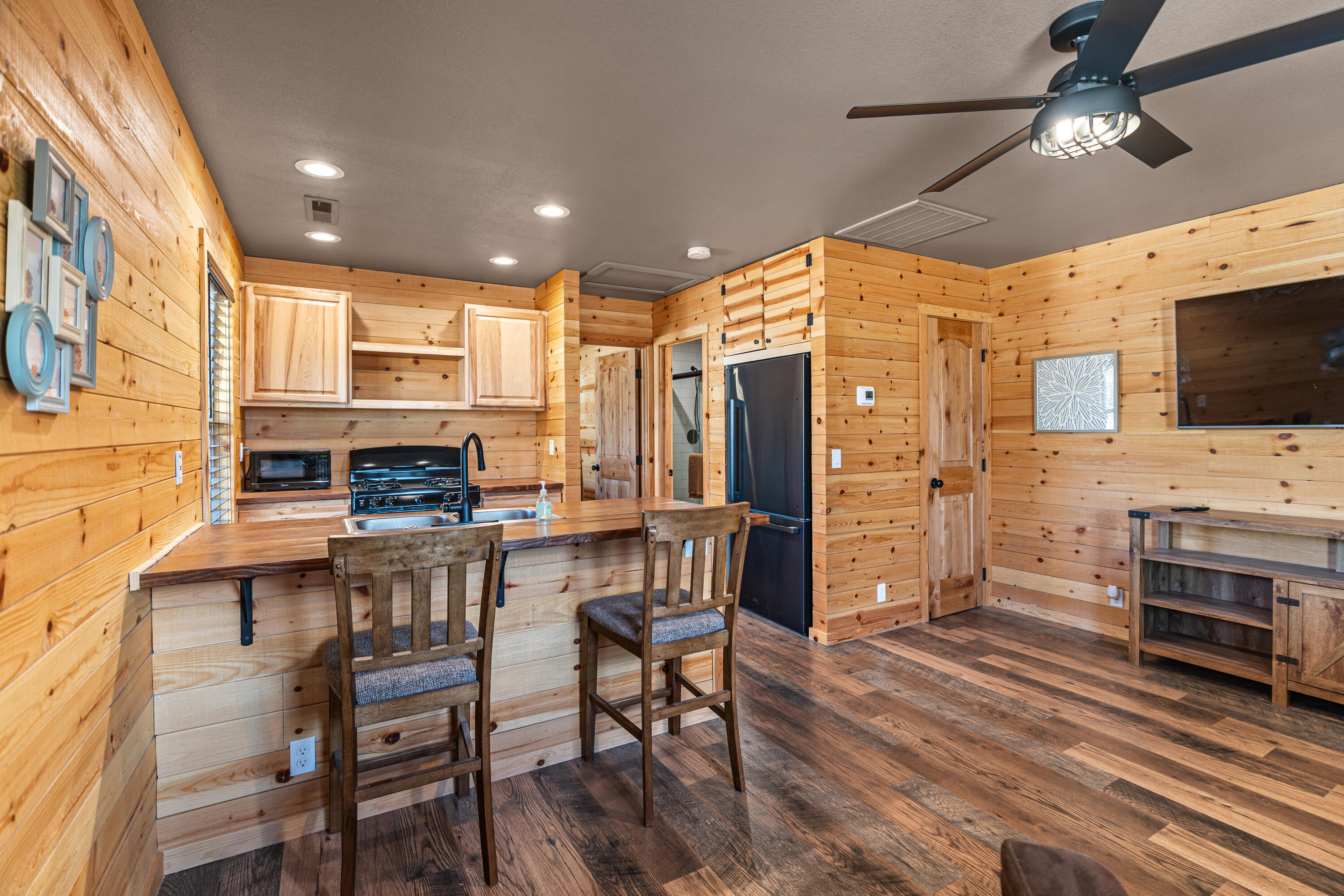 DAMMERON VALLEY OLD FARM - Residential