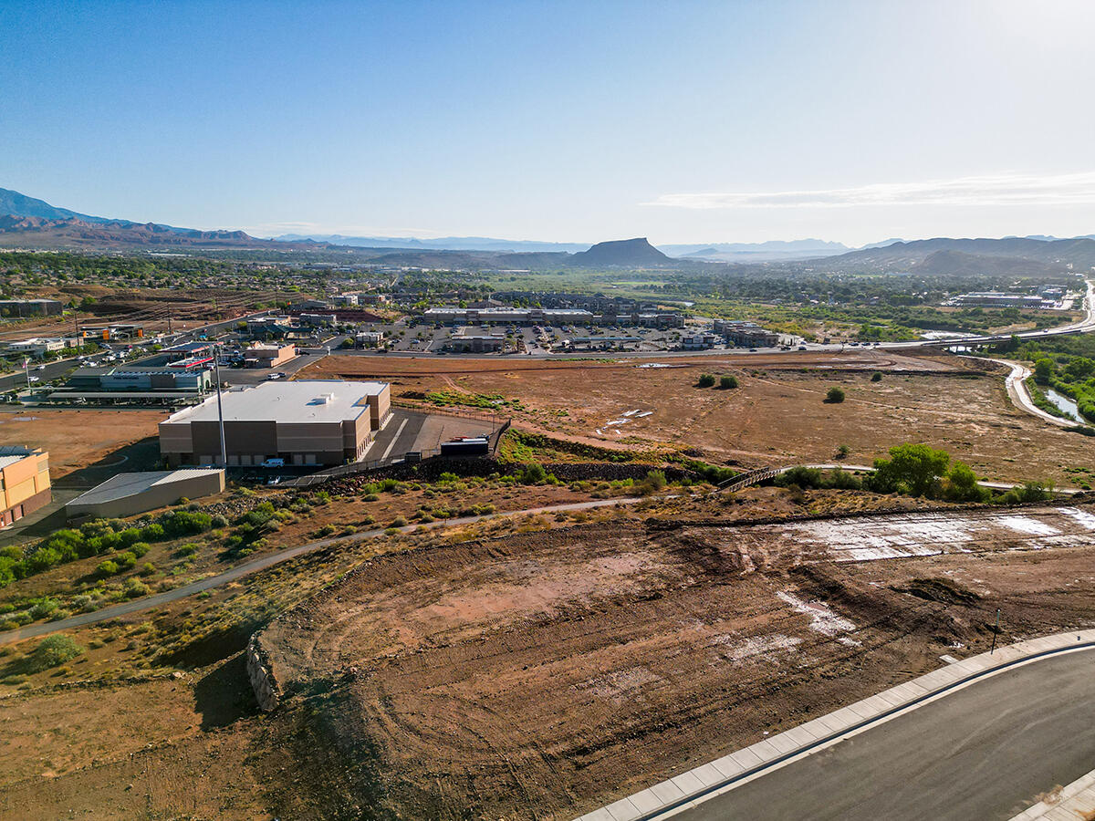 KNETTAS KNOLL SUB - Land