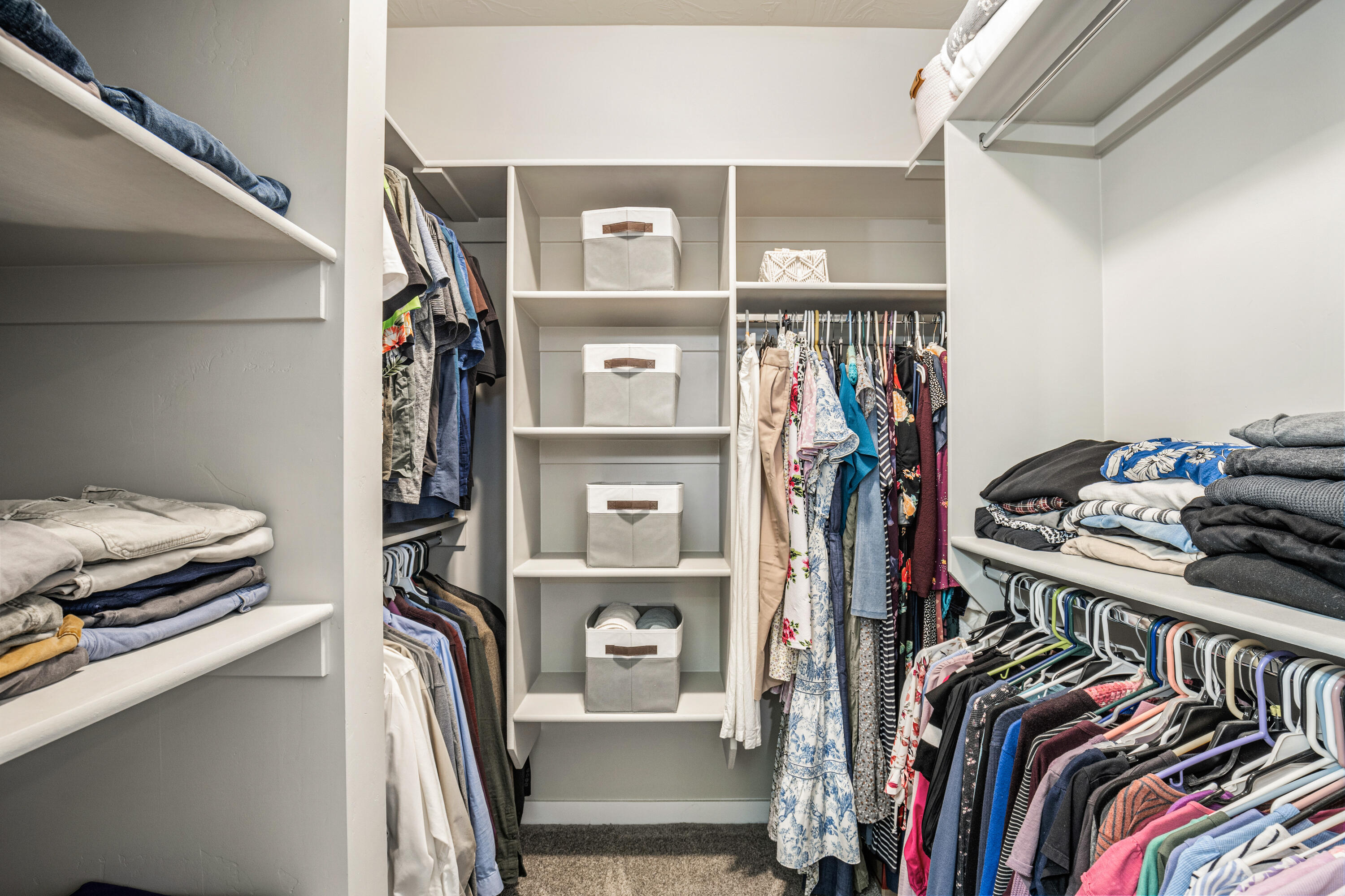 PEREGRINE POINTE WEST - Residential