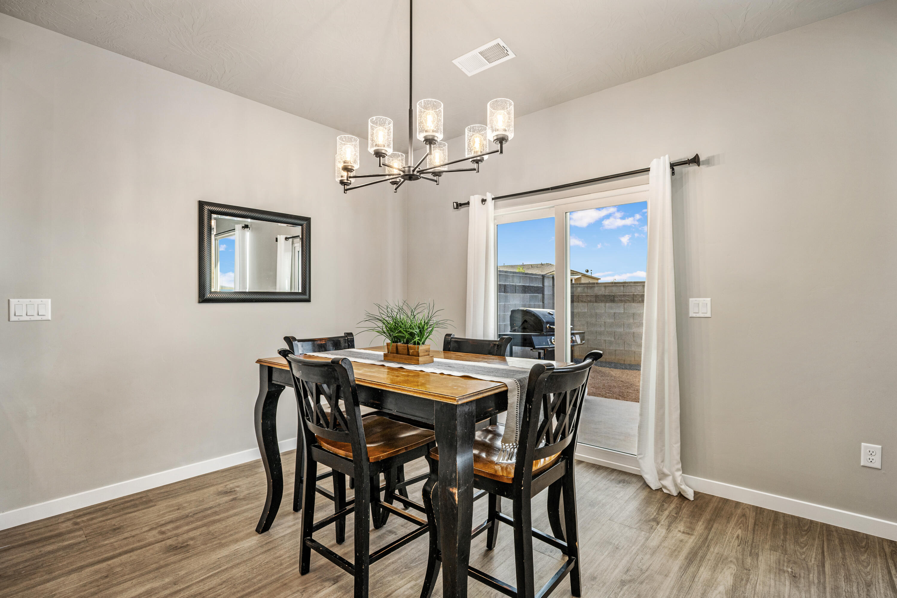 PEREGRINE POINTE WEST - Residential