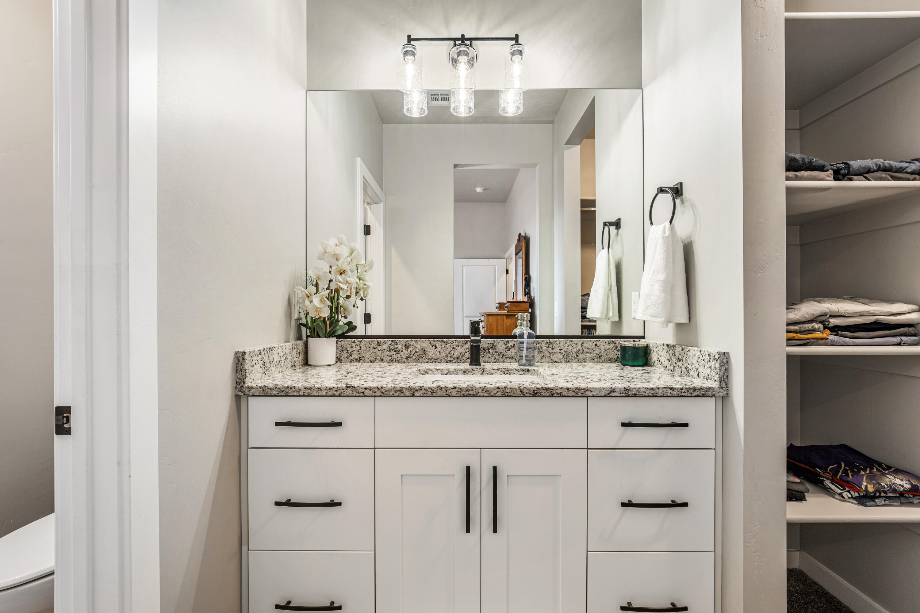 PEREGRINE POINTE WEST - Residential