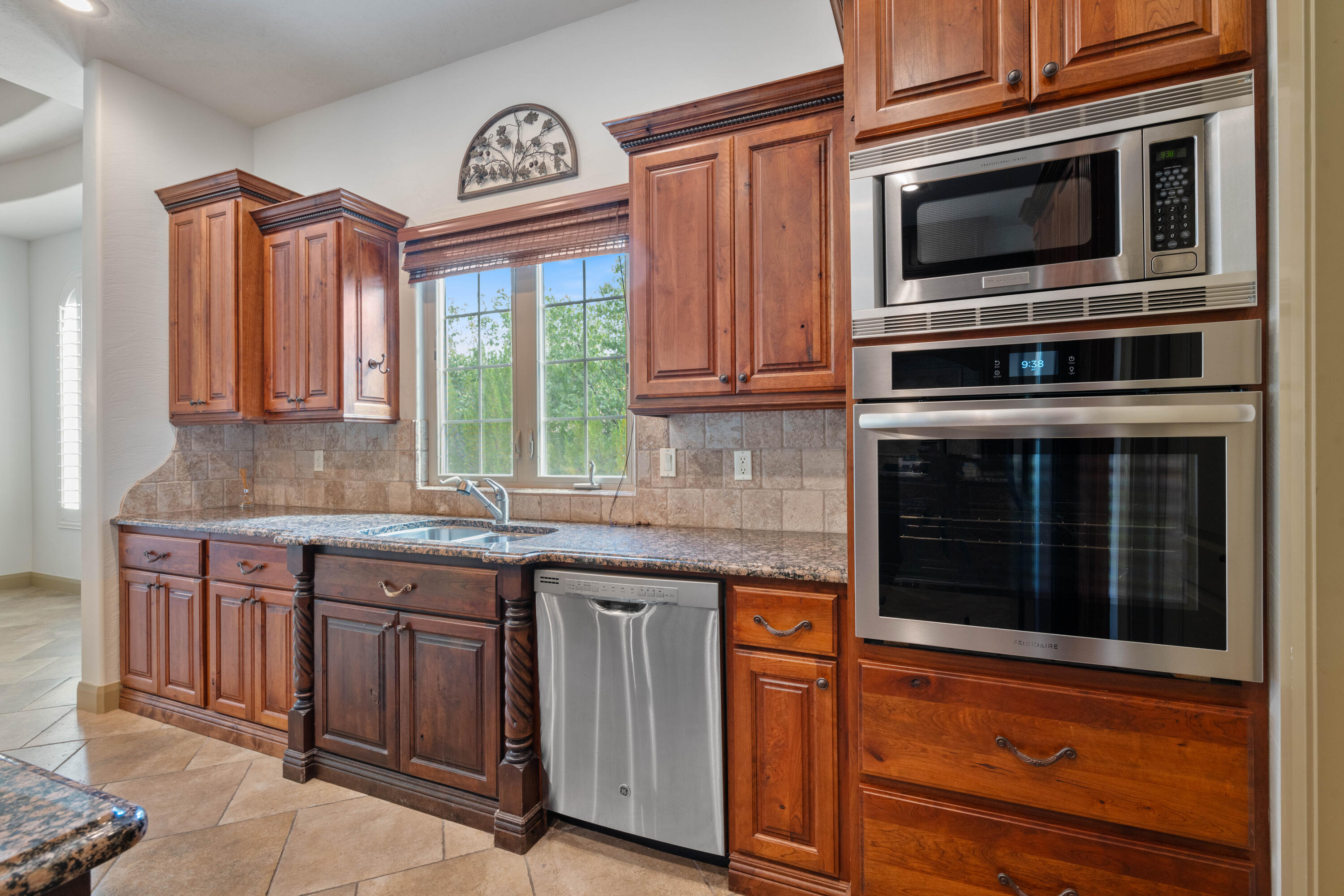 NORTHBRIDGE - Residential